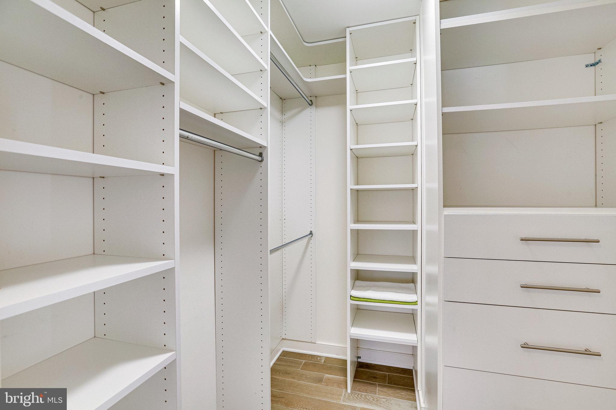 GEORGETOWN VILLAGE - Residential