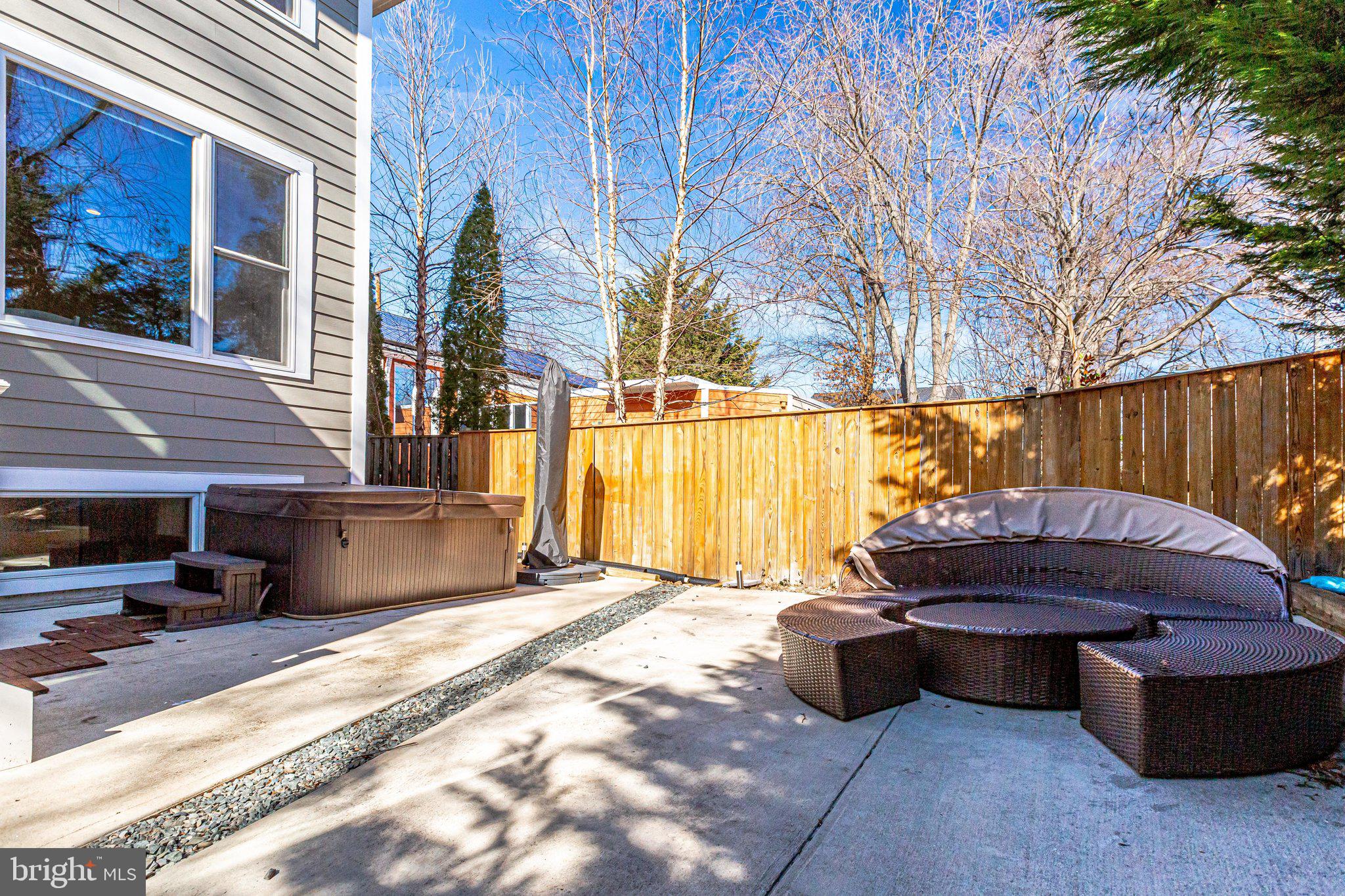 GEORGETOWN VILLAGE - Residential