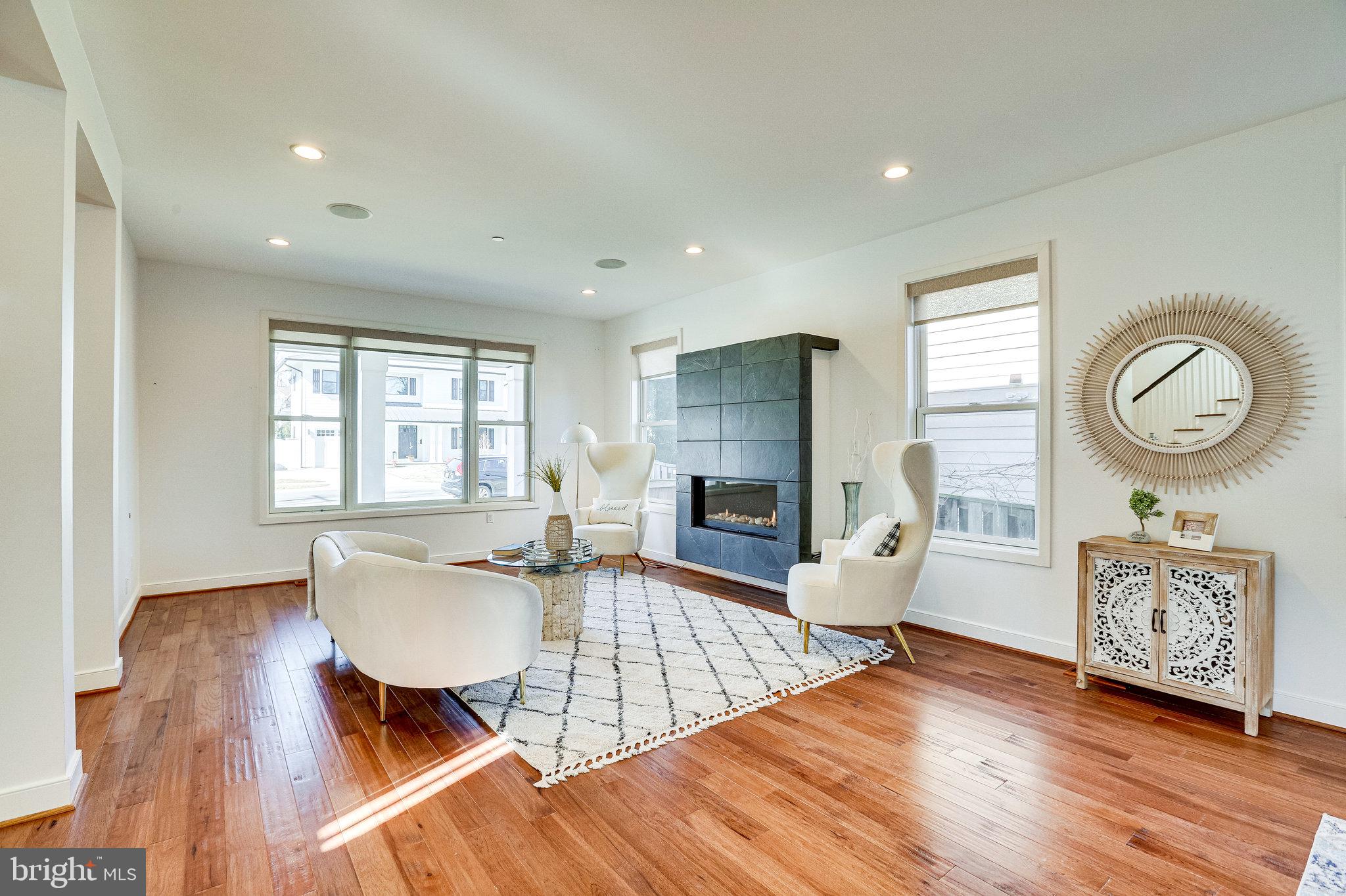 GEORGETOWN VILLAGE - Residential