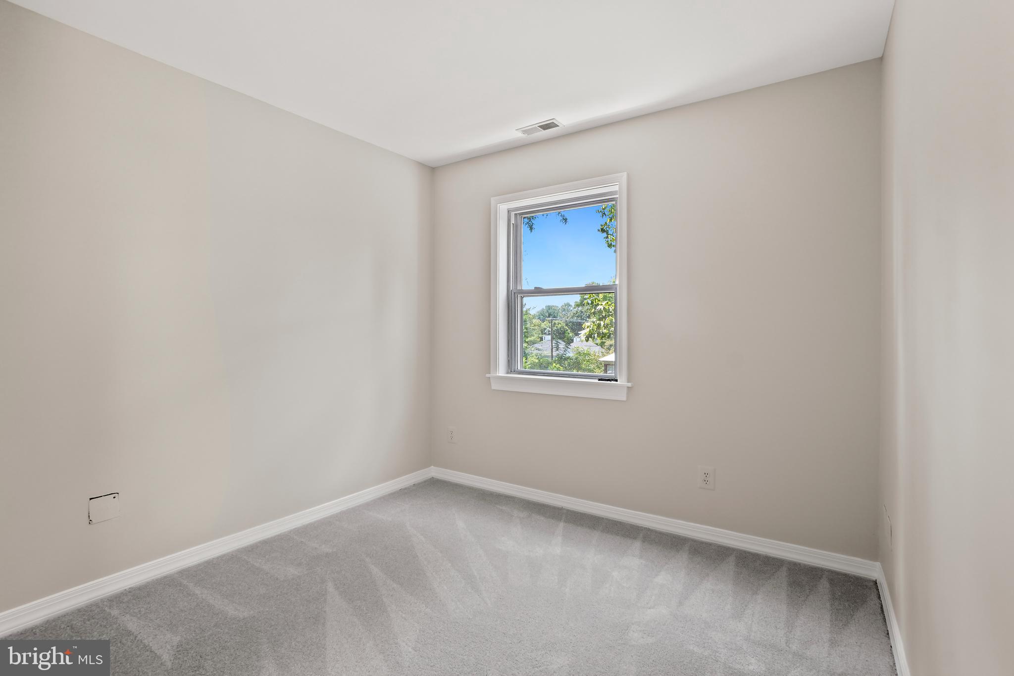 SILVER SPRING - Residential