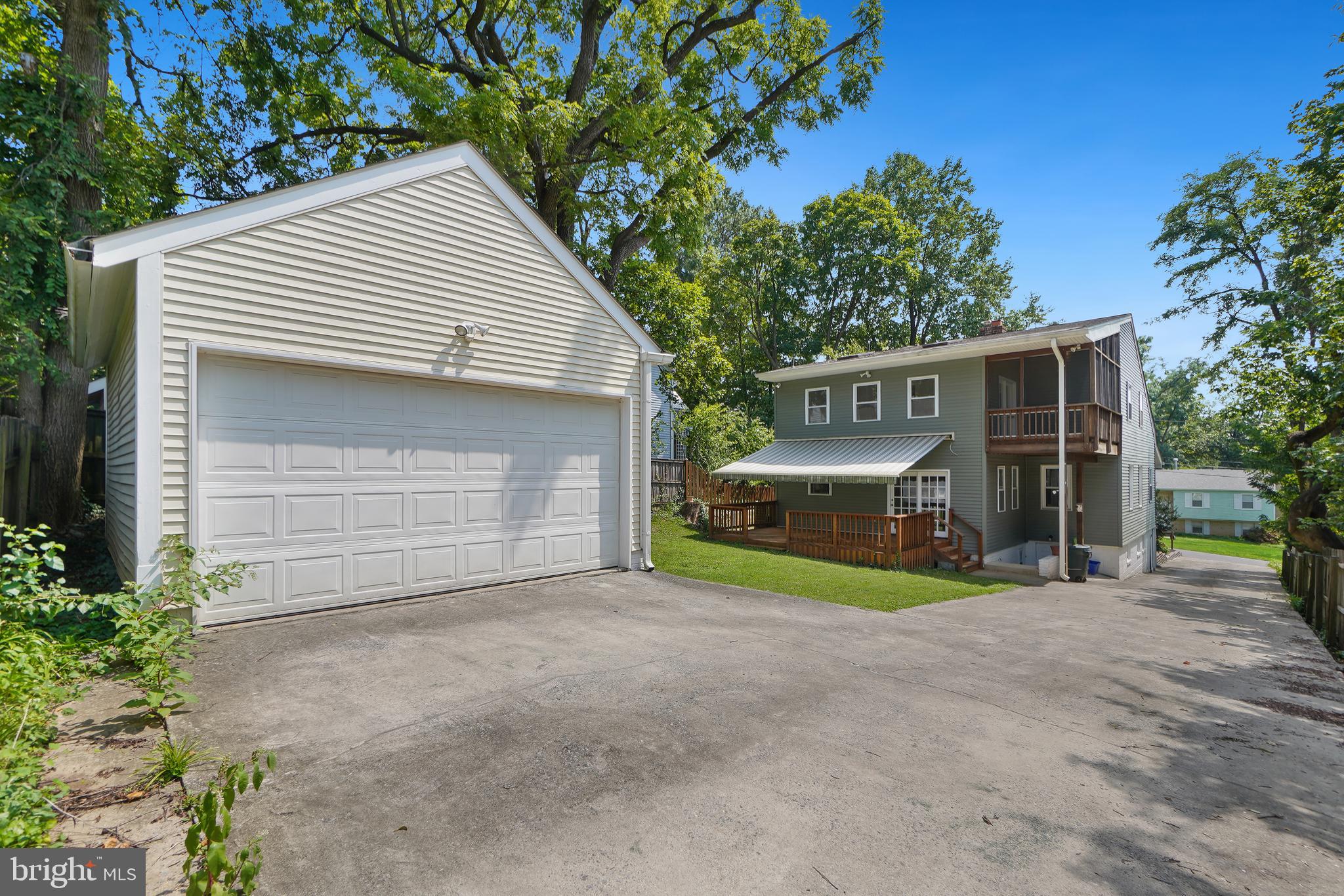 SILVER SPRING - Residential