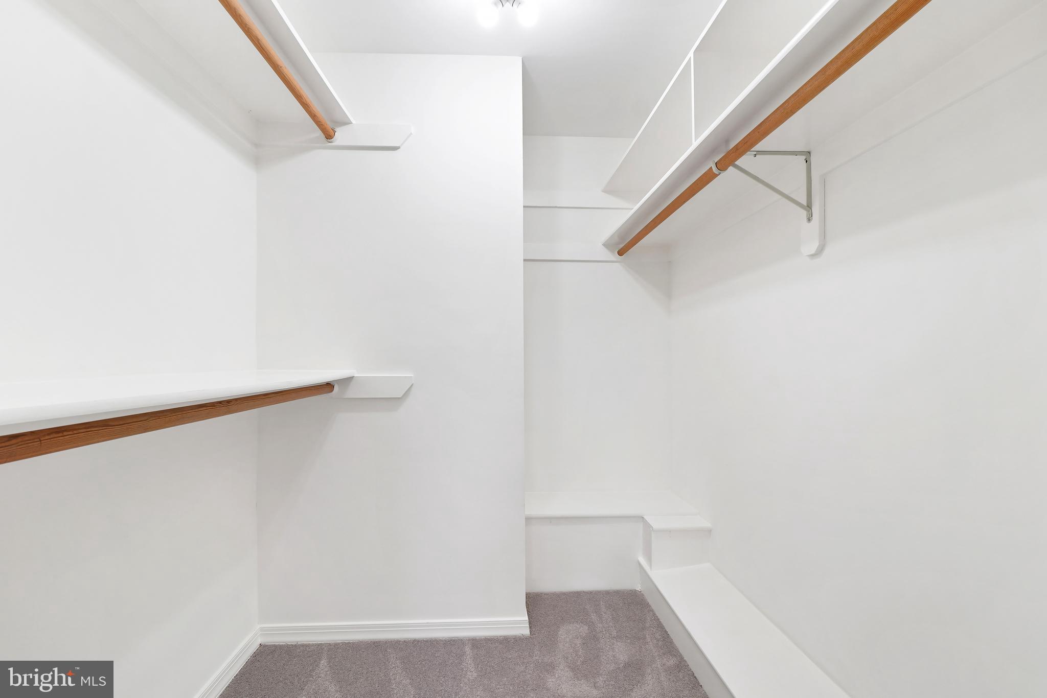 SILVER SPRING - Residential