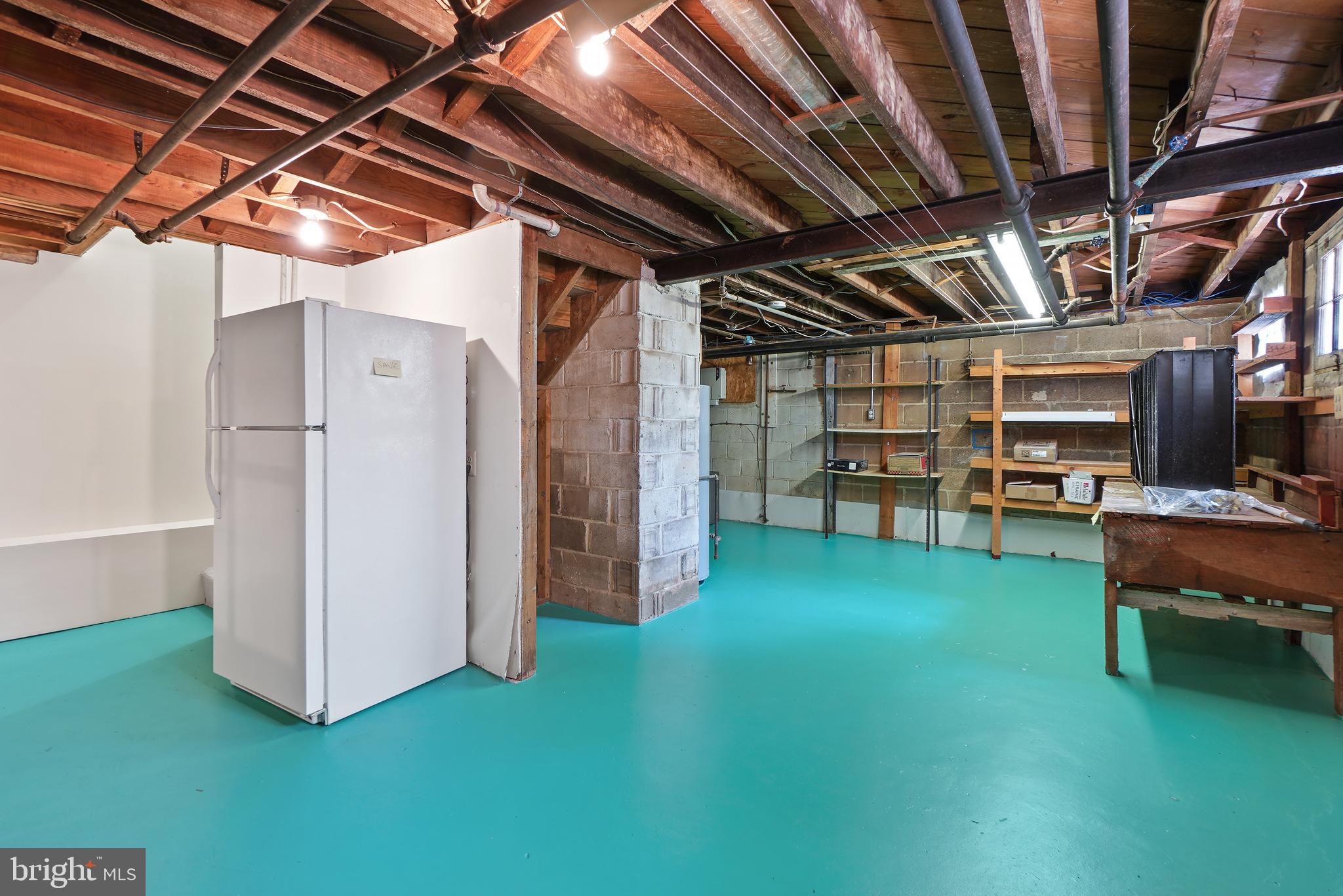 SILVER SPRING - Residential