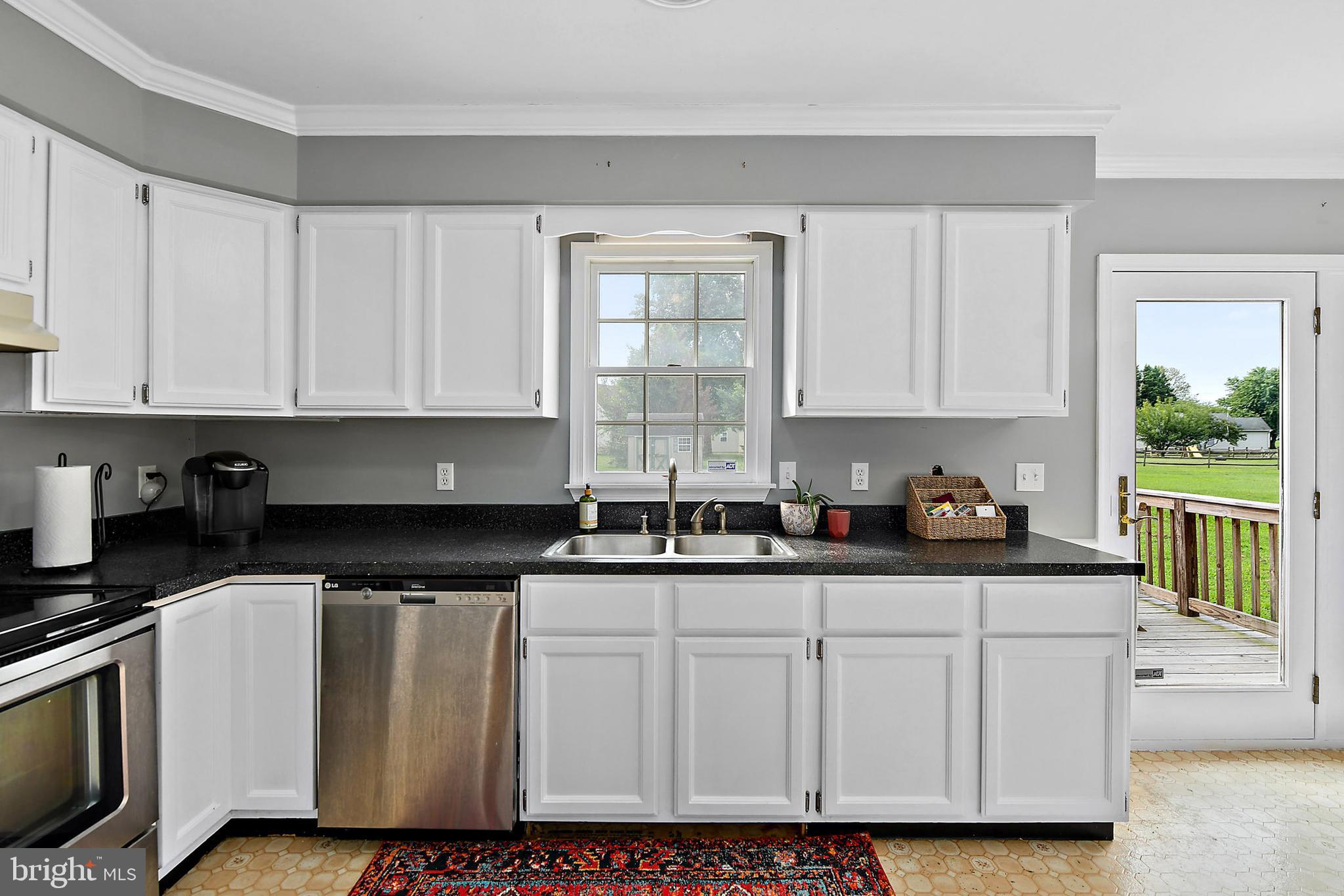 KING WILLIAMS COURT - Residential