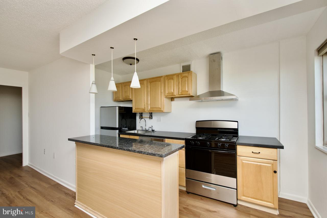 PARK PLACE - Residential Lease