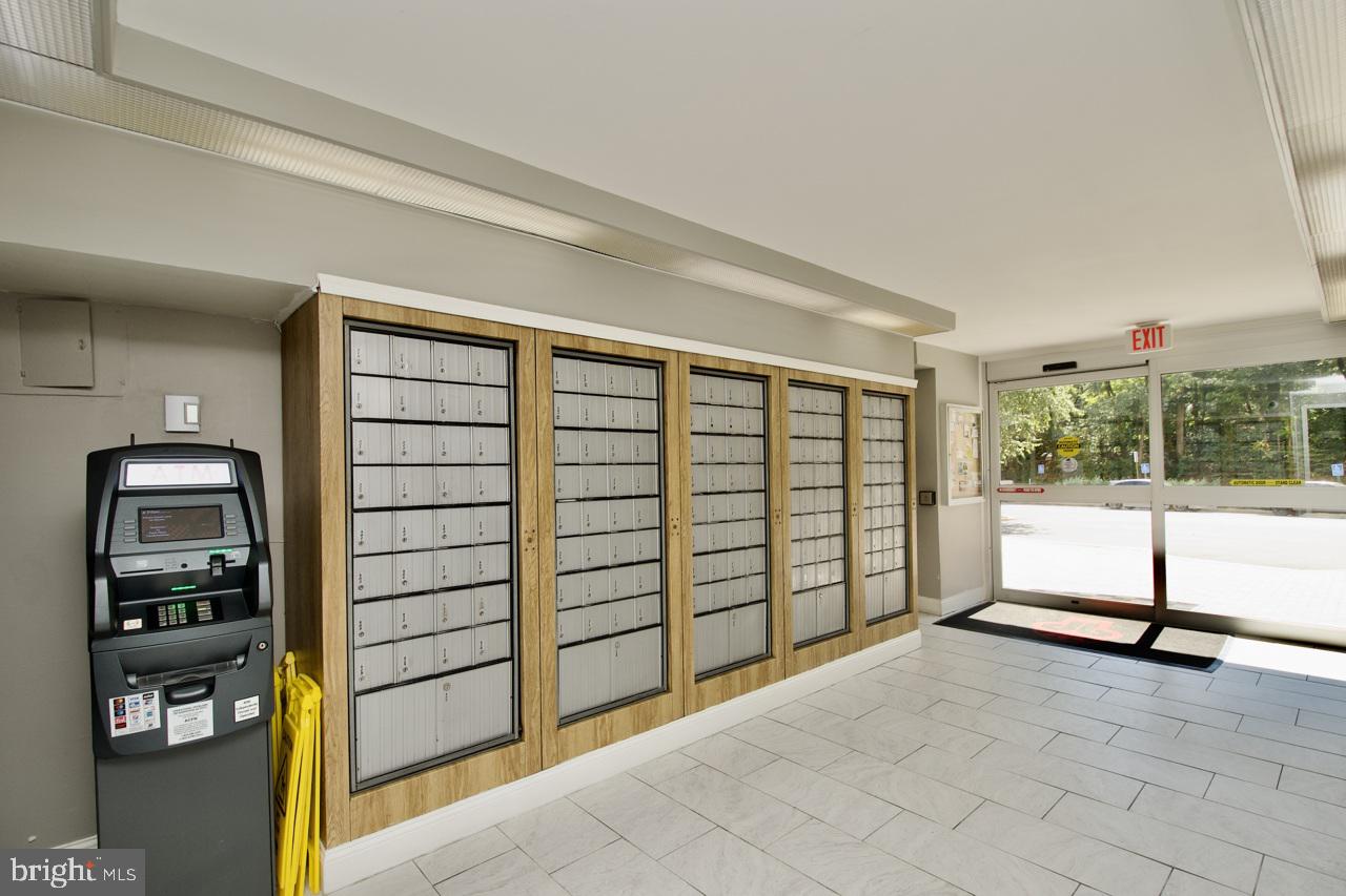 PARK PLACE - Residential Lease