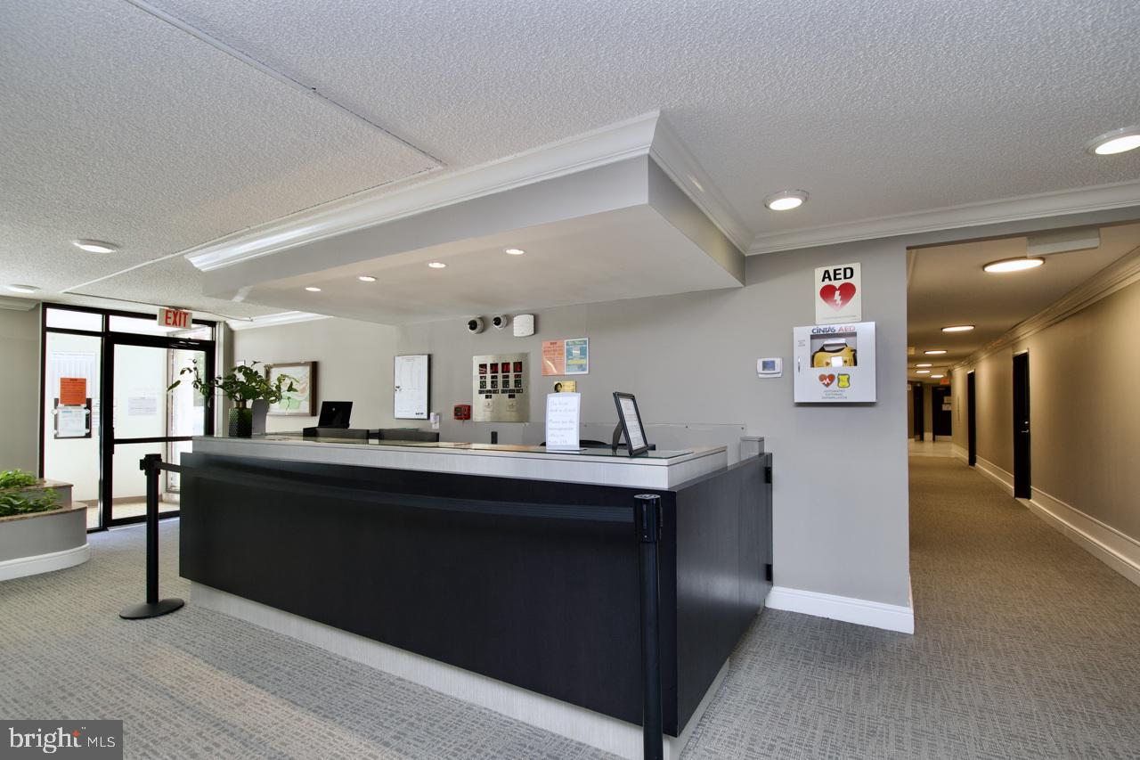 PARK PLACE - Residential Lease