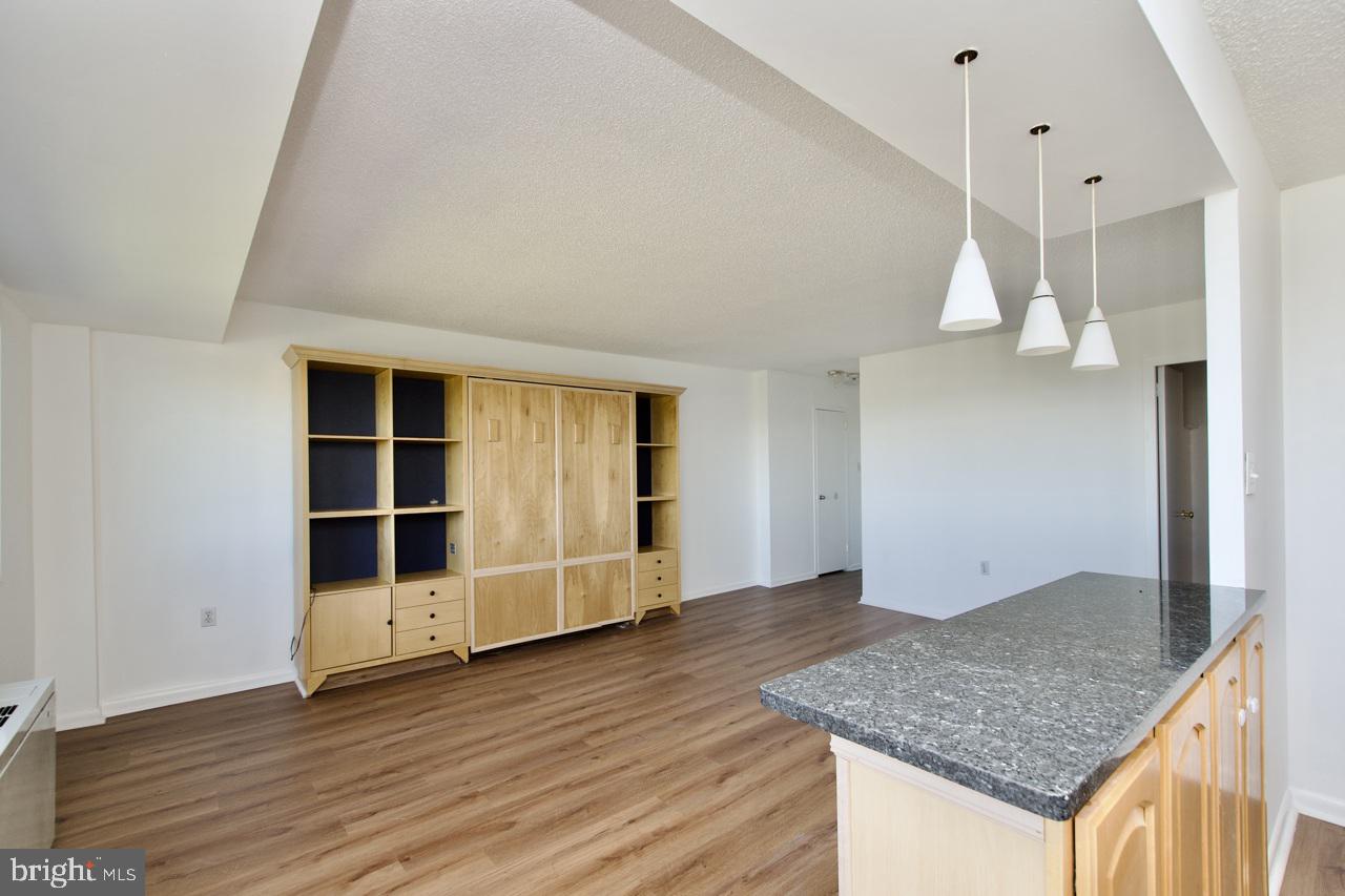 PARK PLACE - Residential Lease