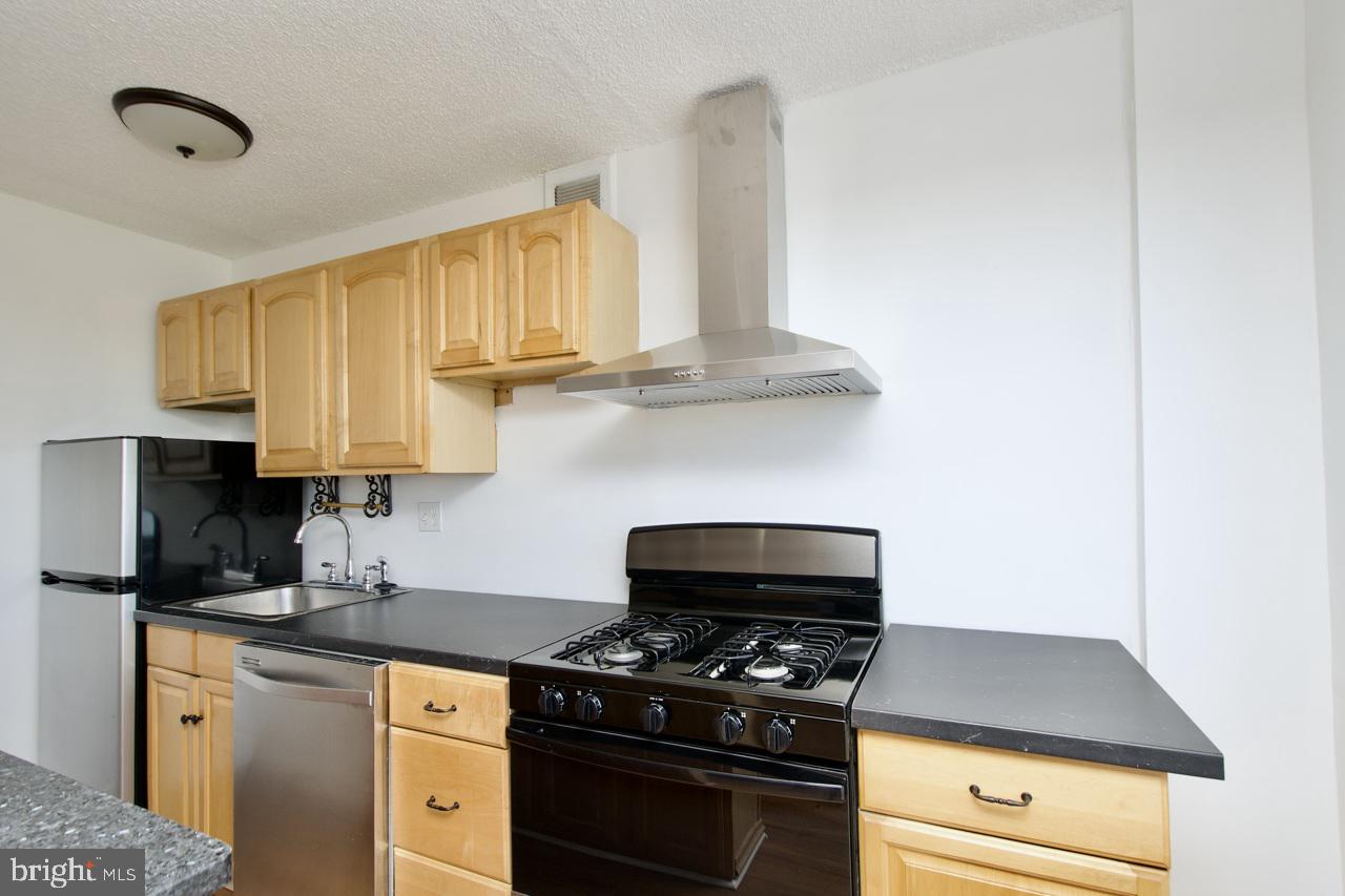 PARK PLACE - Residential Lease