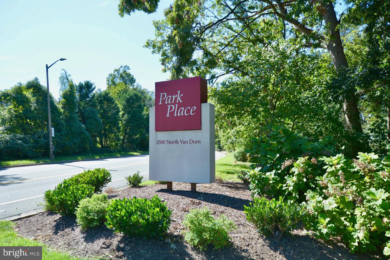 PARK PLACE - Residential Lease