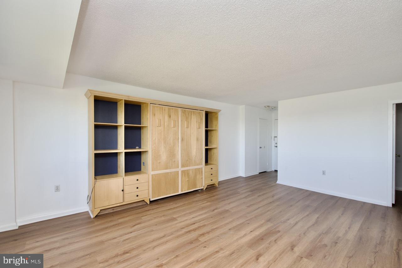 PARK PLACE - Residential Lease