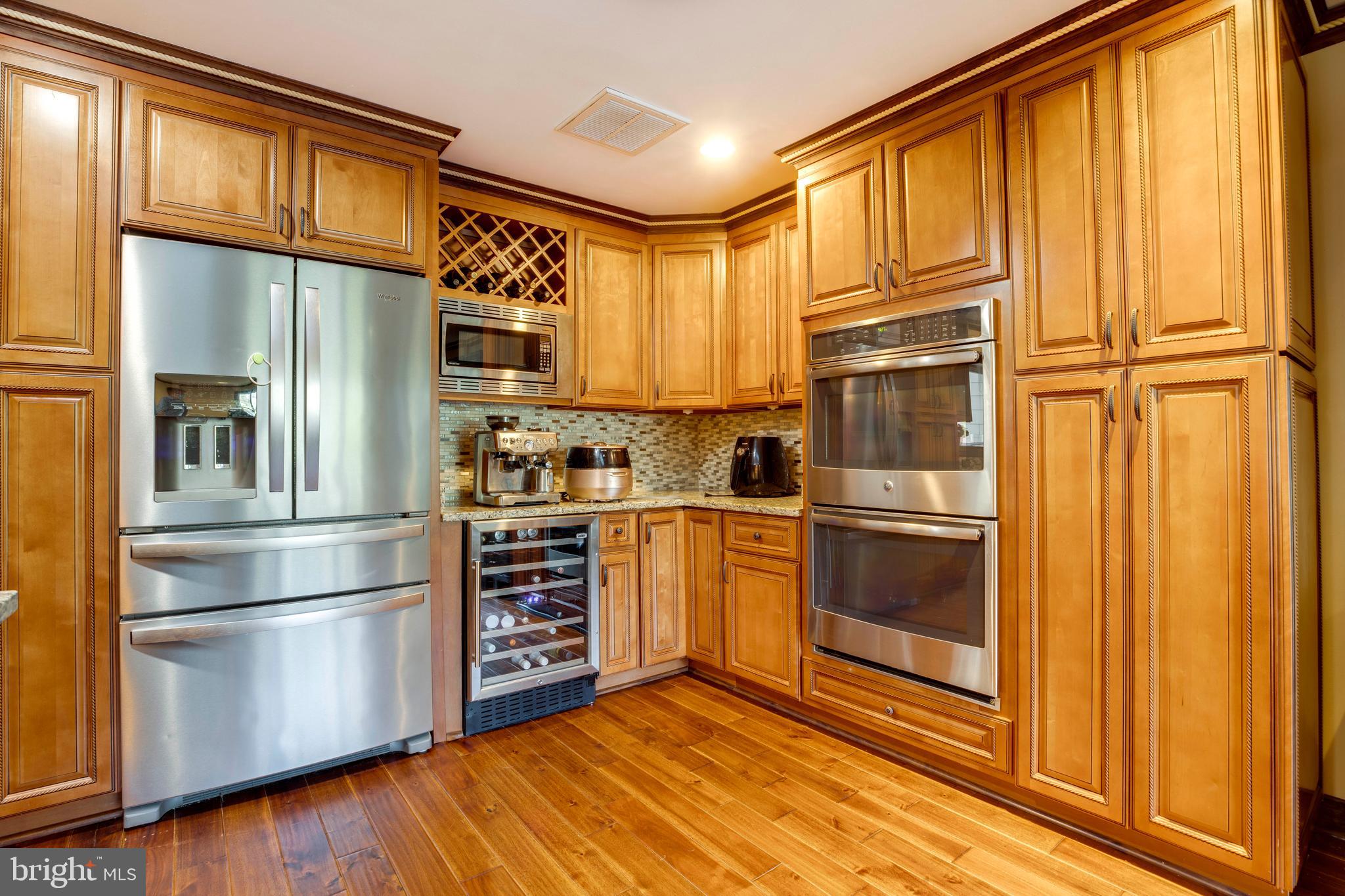 LEE FOREST - Residential