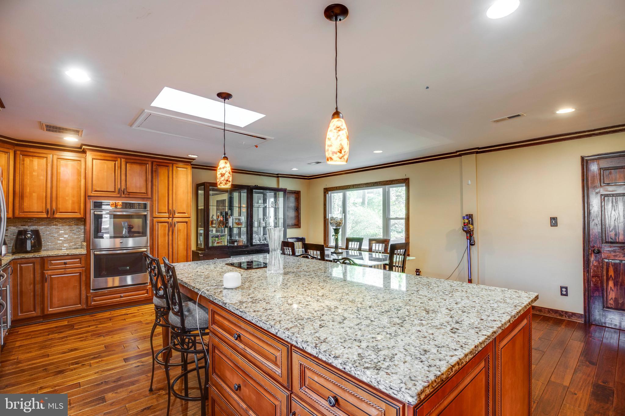 LEE FOREST - Residential