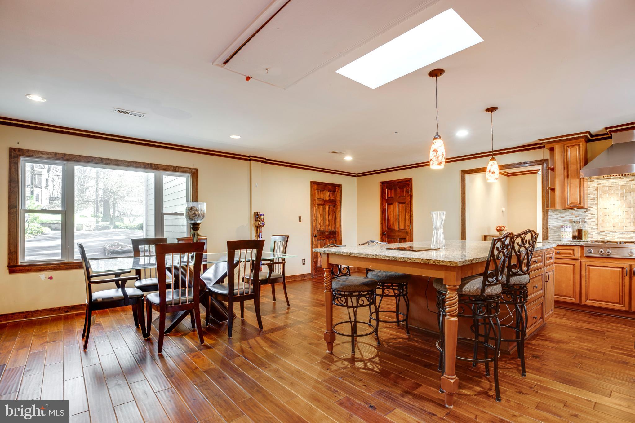 LEE FOREST - Residential