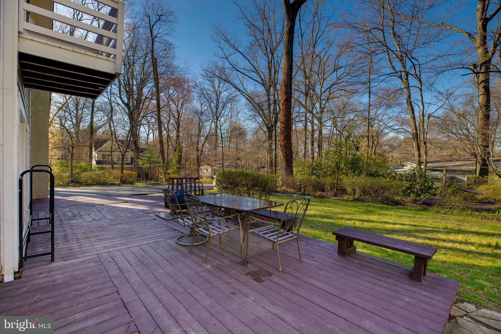 LEE FOREST - Residential