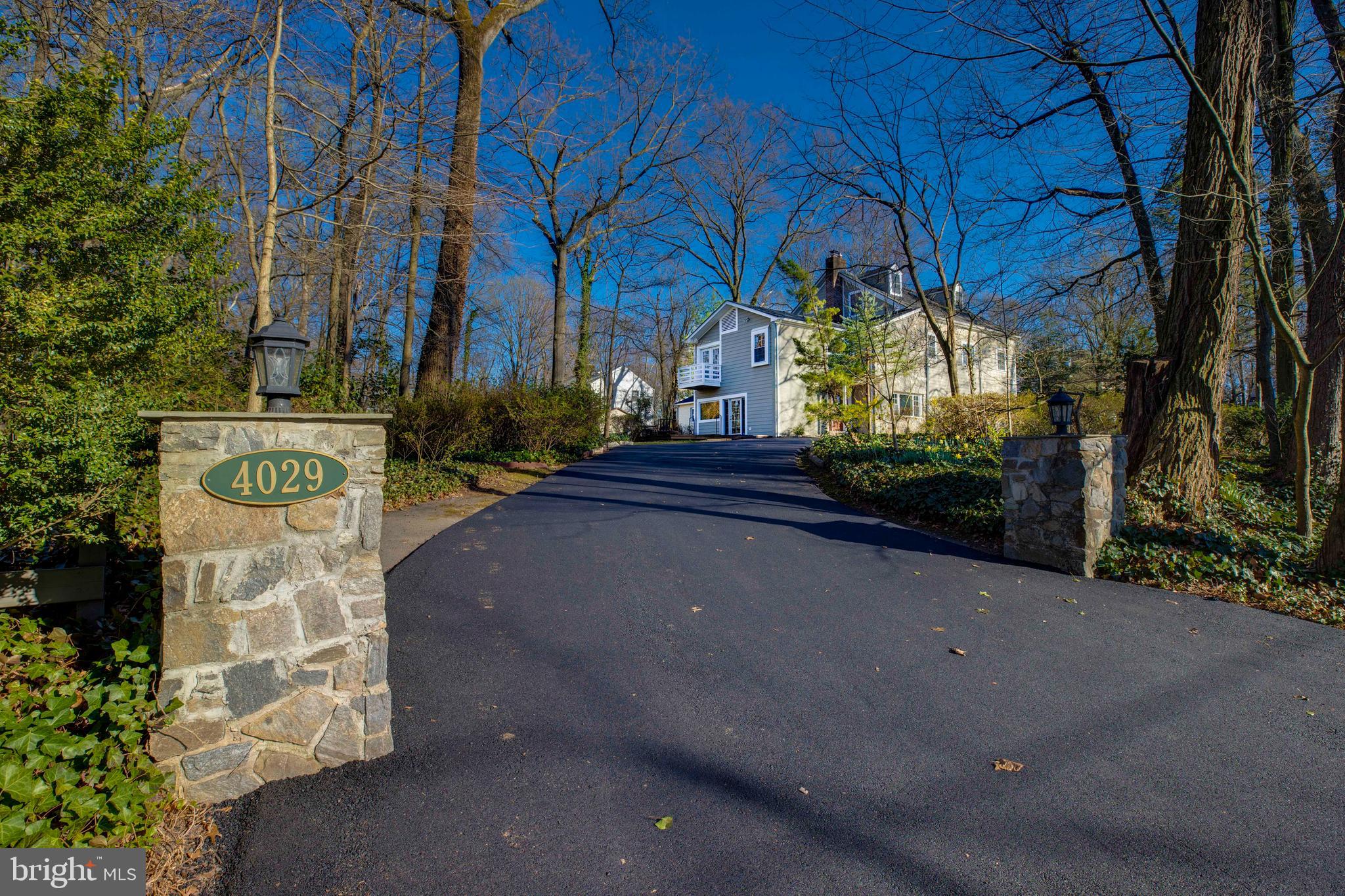 LEE FOREST - Residential