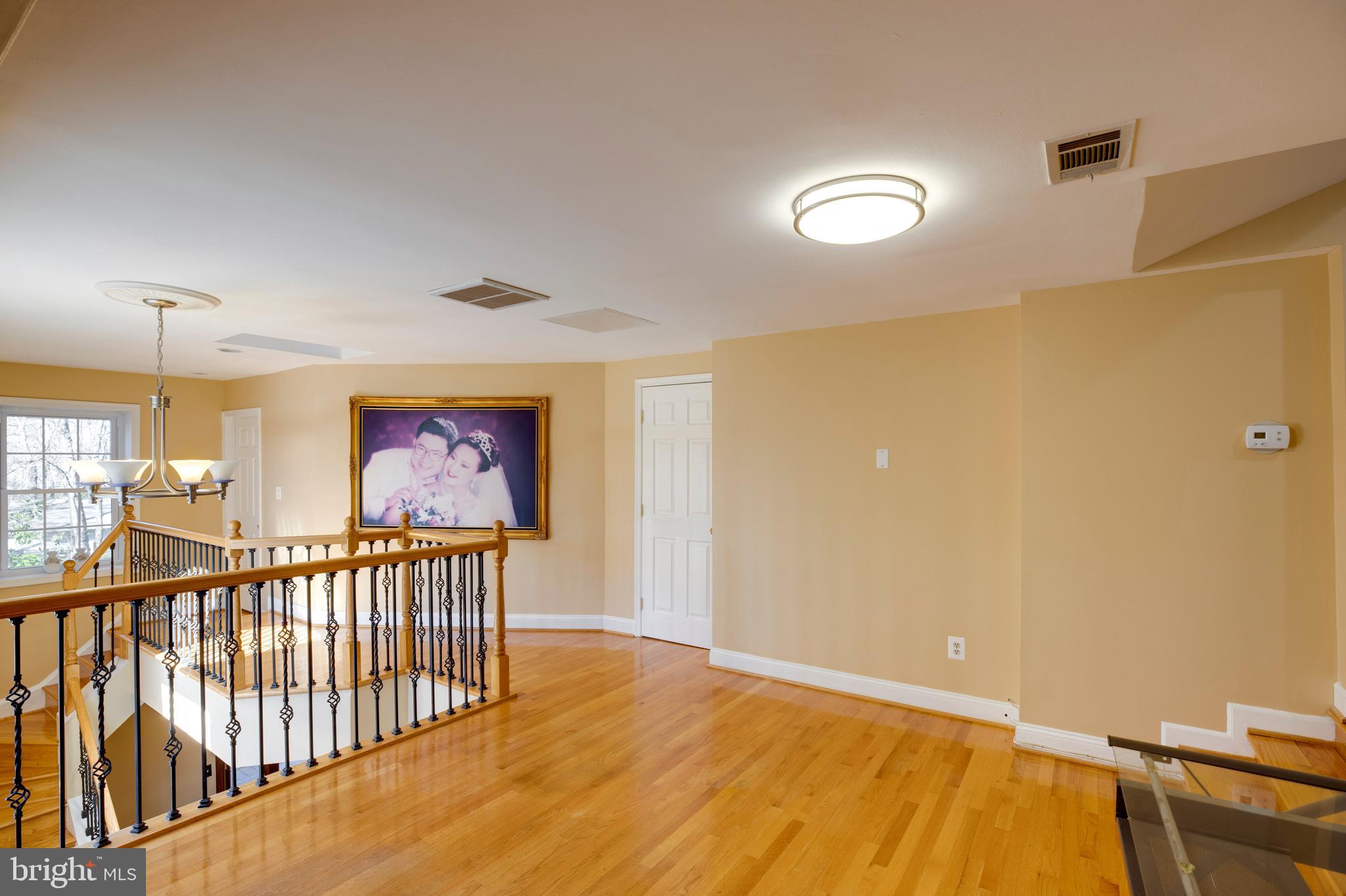 LEE FOREST - Residential