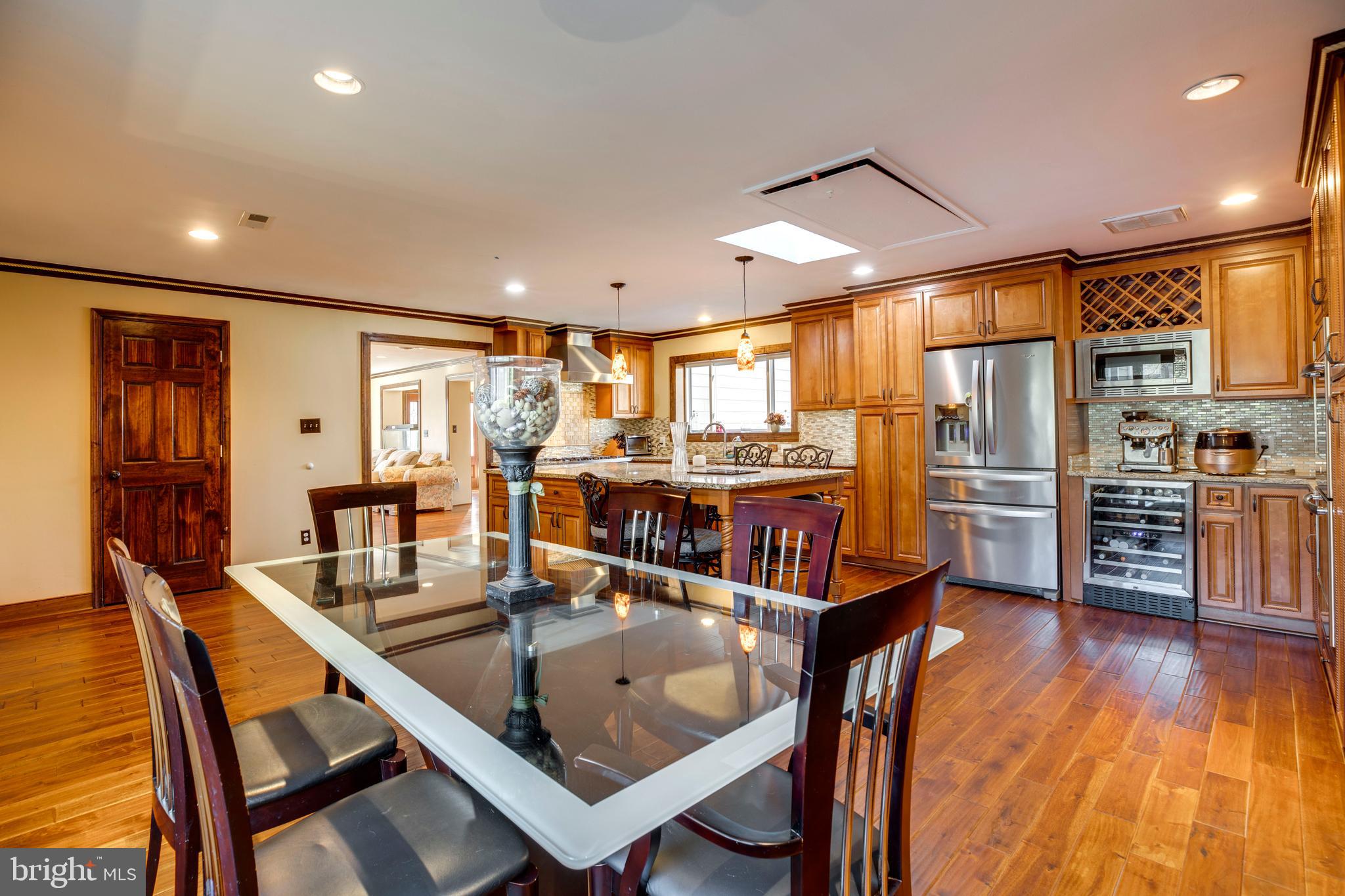 LEE FOREST - Residential