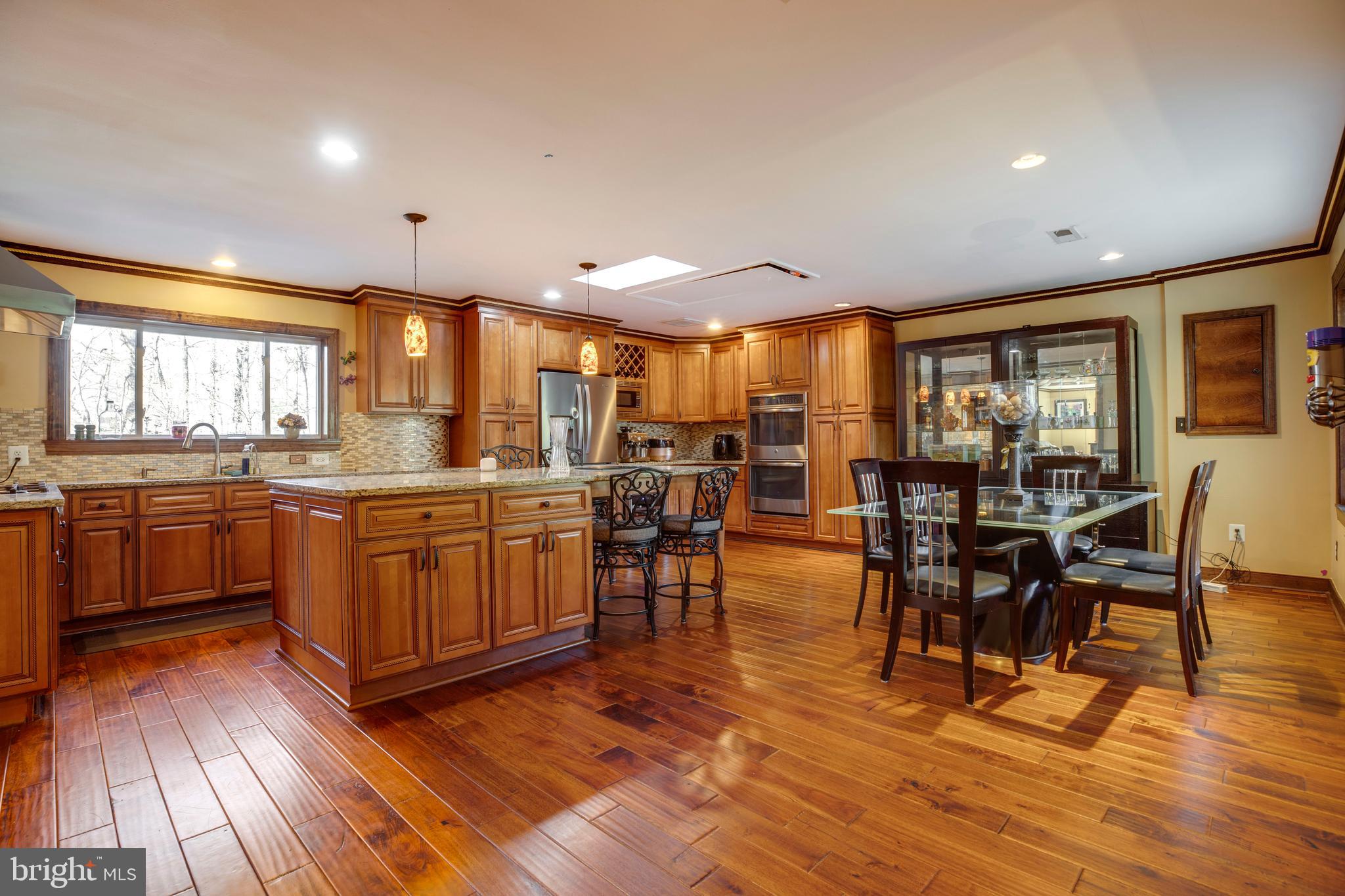 LEE FOREST - Residential