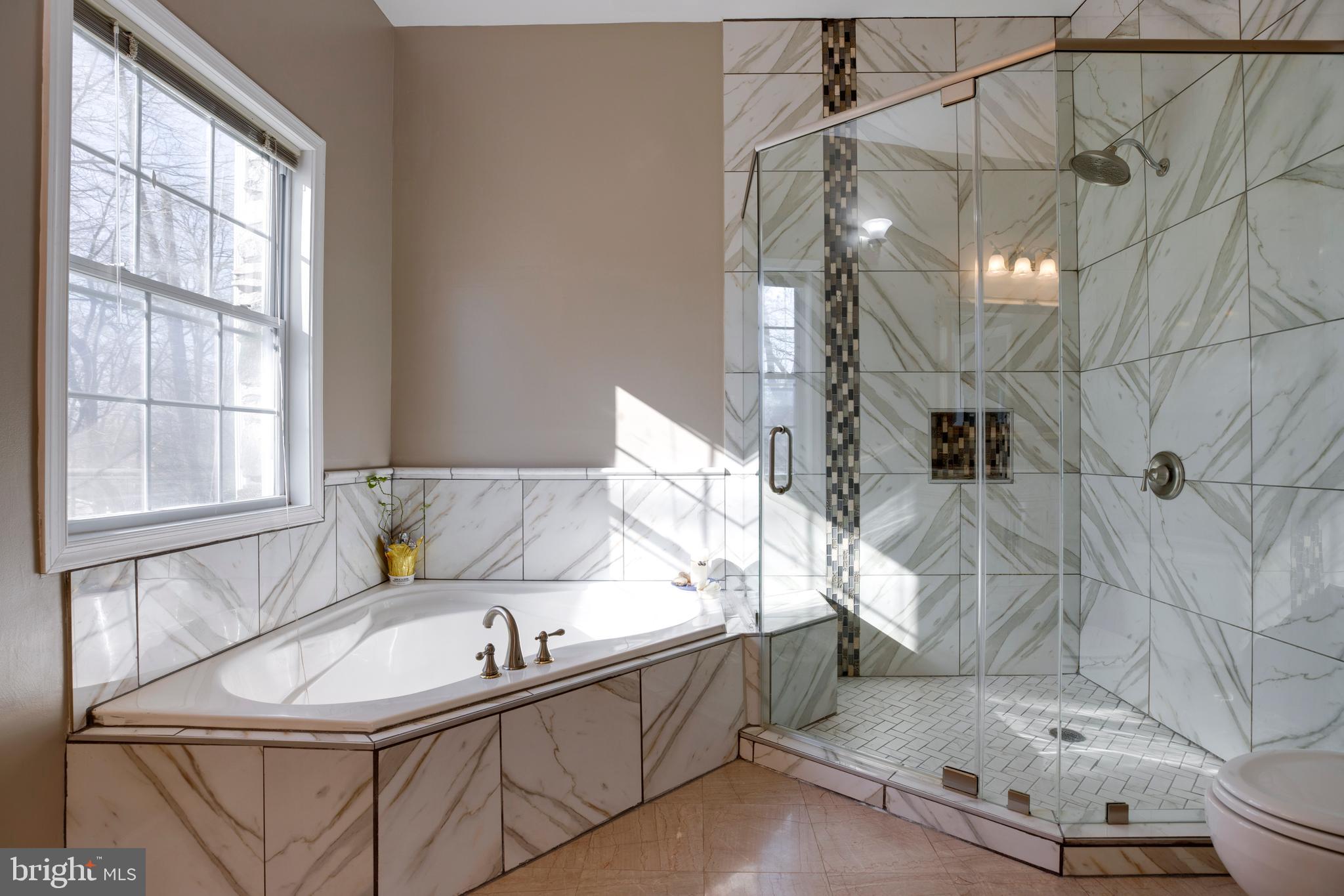 LEE FOREST - Residential