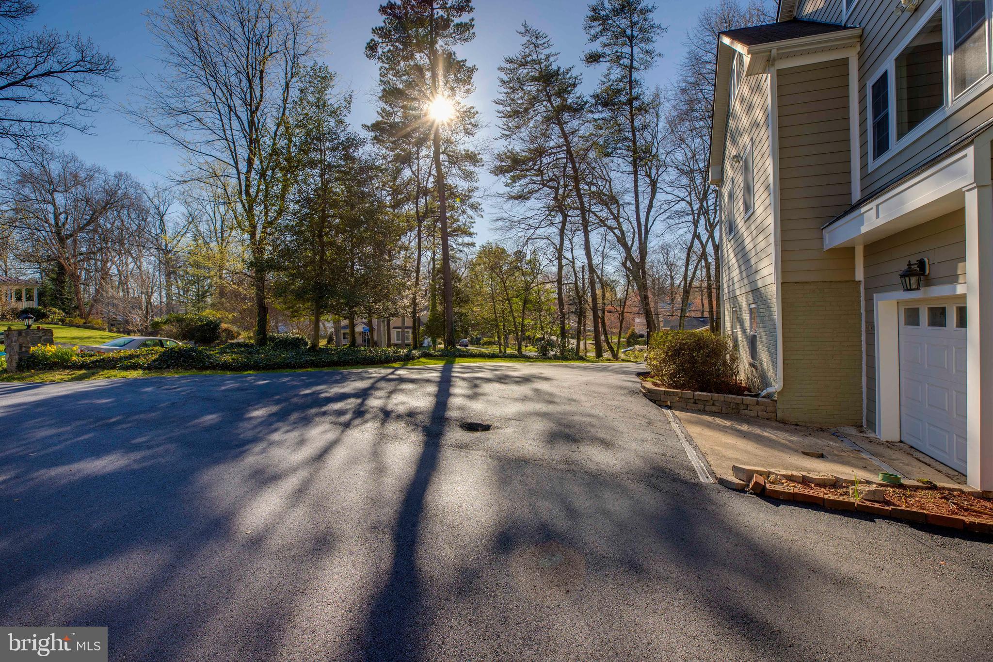 LEE FOREST - Residential