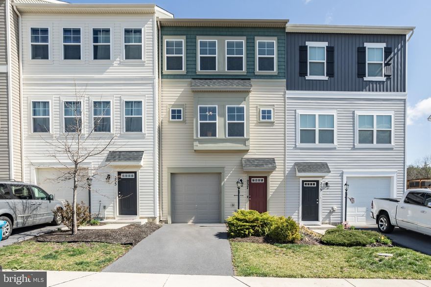 Welcome home to 257 Patchwork Dr., a stunning three-level home offering comfort, privacy, and modern amenities! This beautifully maintained residence features three finished levels, three spacious bedrooms, and two full and two half baths.
Step inside to an inviting open-concept kitchen, complete with granite countertops, stainless steel appliances, and a convenient eat-in area, perfect for casual dining. The home boasts Large family room providing ample space for relaxation and entertaining. Finished basement recreation could be 4th bedroom but currently used as recreation/gym plus 1/2 bathroom.
Enjoy the serene, private backyard that backs to trees, creating a peaceful retreat. Step out onto the deck to unwind or entertain guests overlooking your fully fenced yard, ideal for pets or outdoor gatherings. Located at the end of a quiet street, this home offers minimal through traffic, ensuring privacy and tranquility.

Don’t miss the chance to make this fantastic home yours—schedule your showing today!