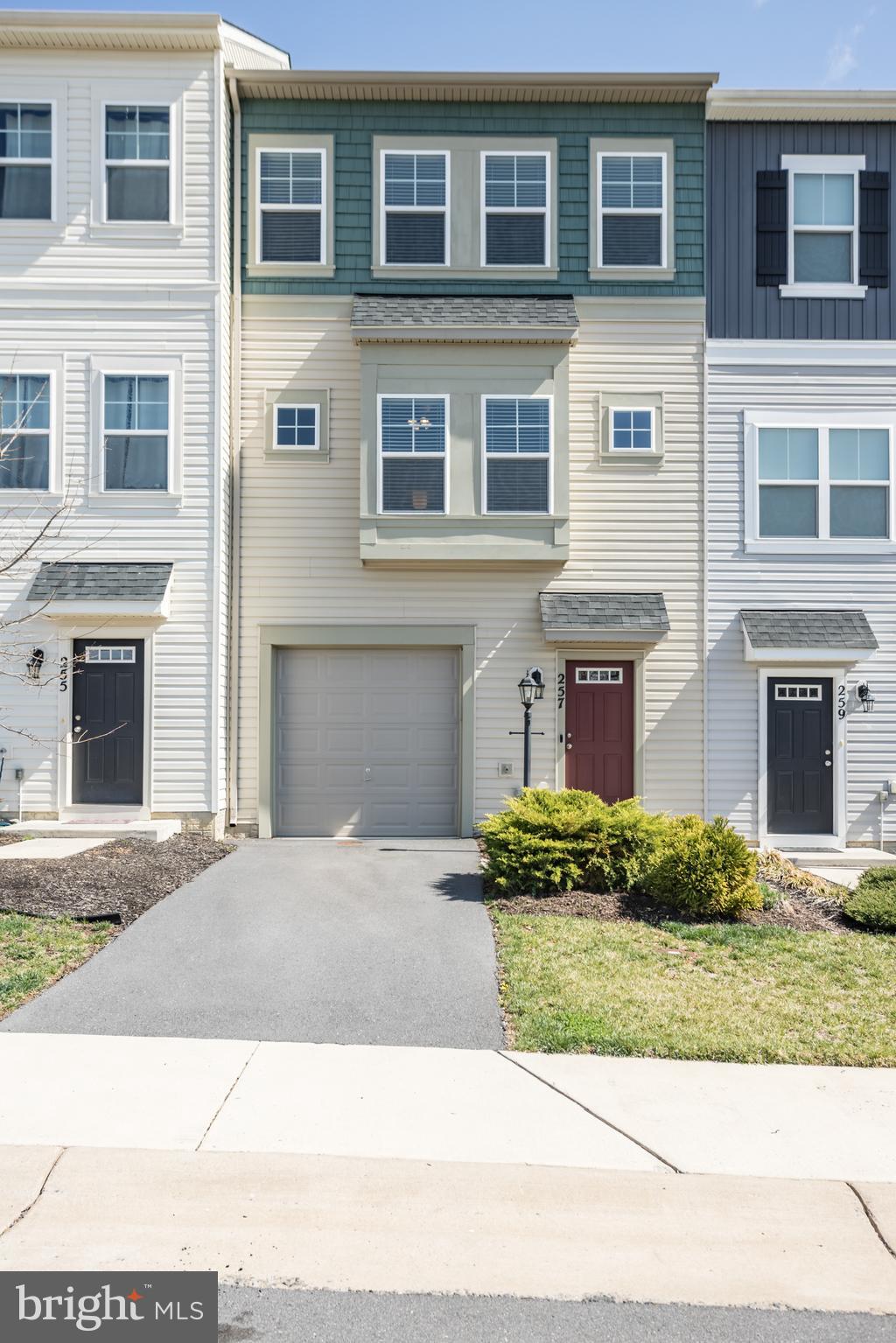 SNOWDEN BRIDGE - Residential