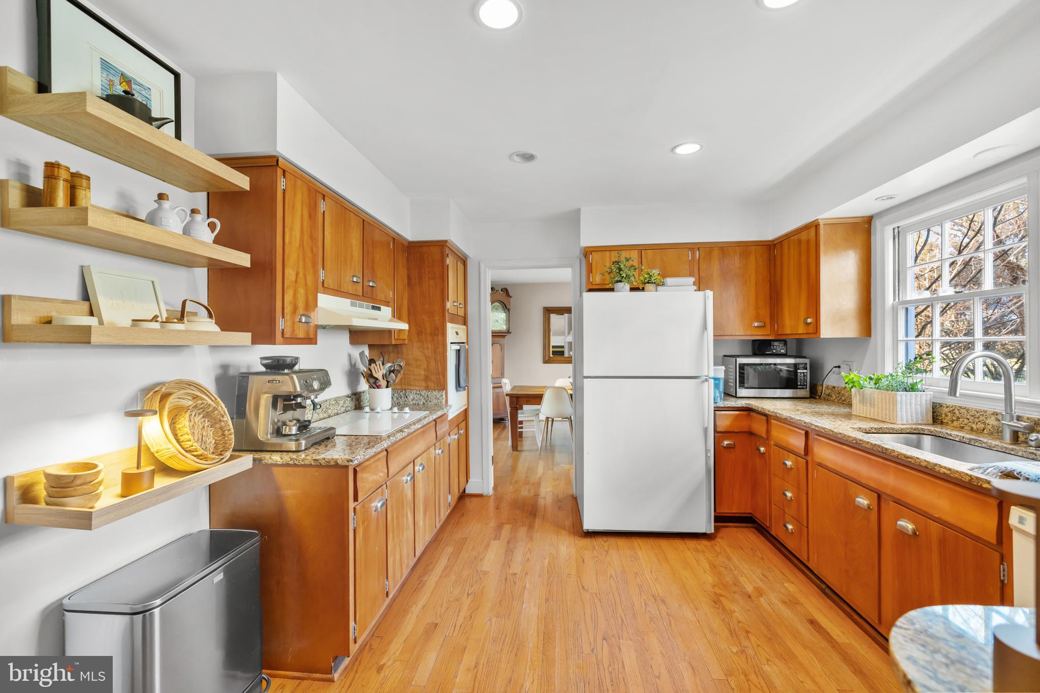 AMANS MCLEAN ESTATES - Residential