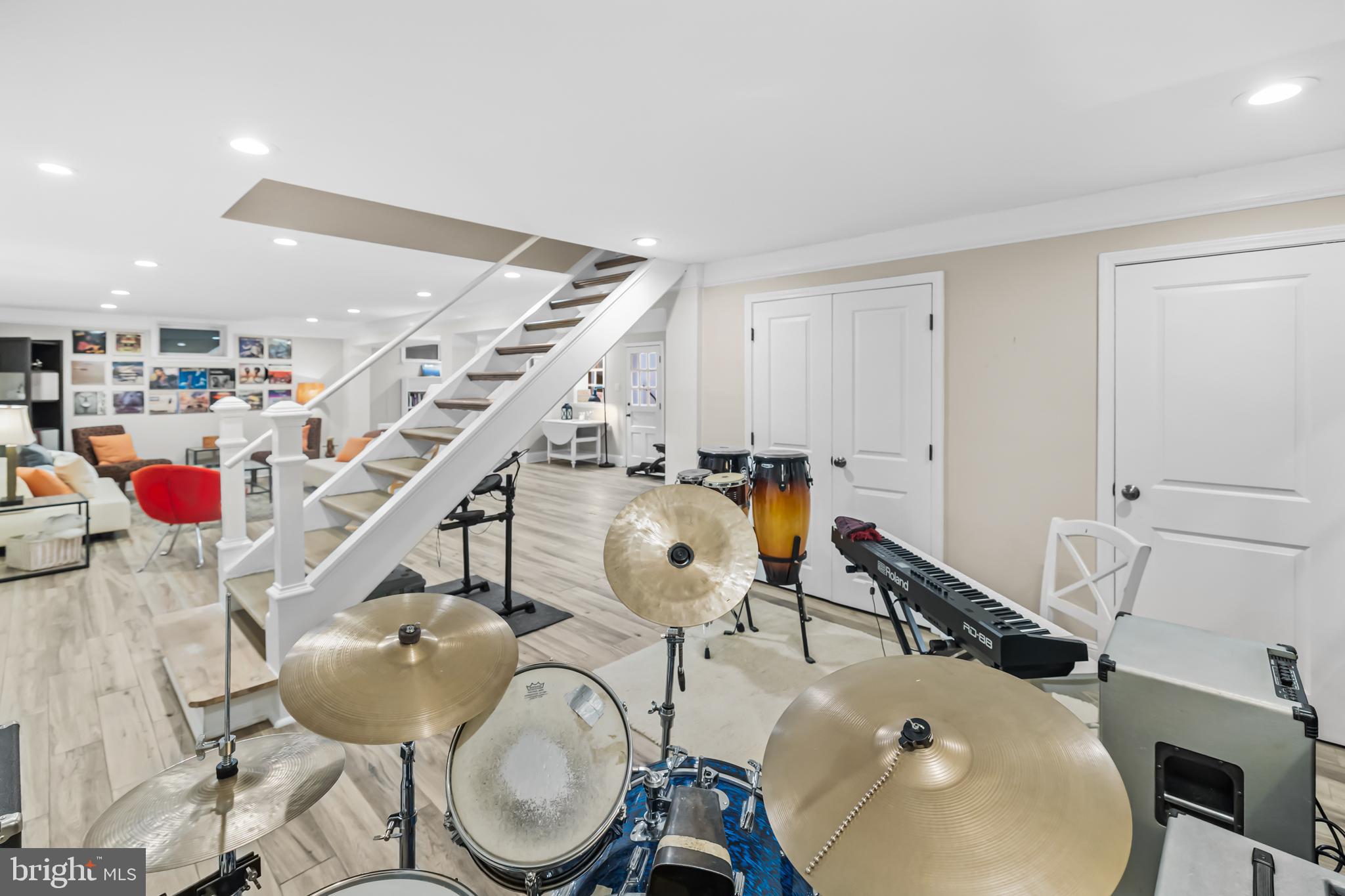 AMANS MCLEAN ESTATES - Residential