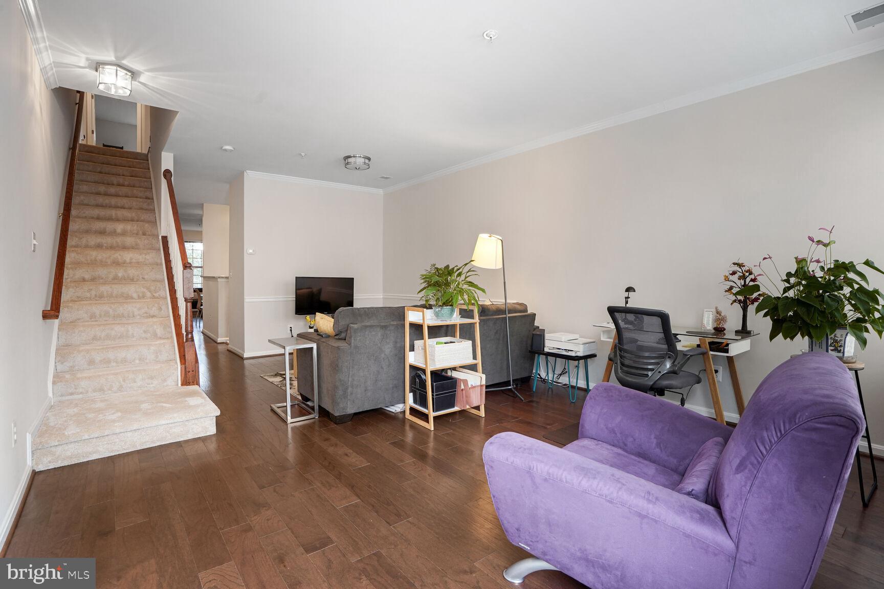 2663 MANHATTAN PLACE 111