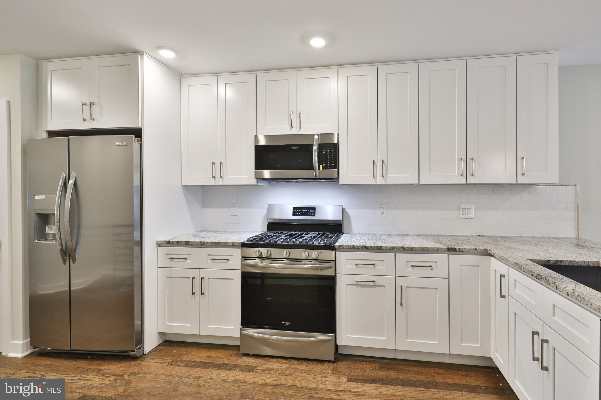 FAIRMOUNT - Residential