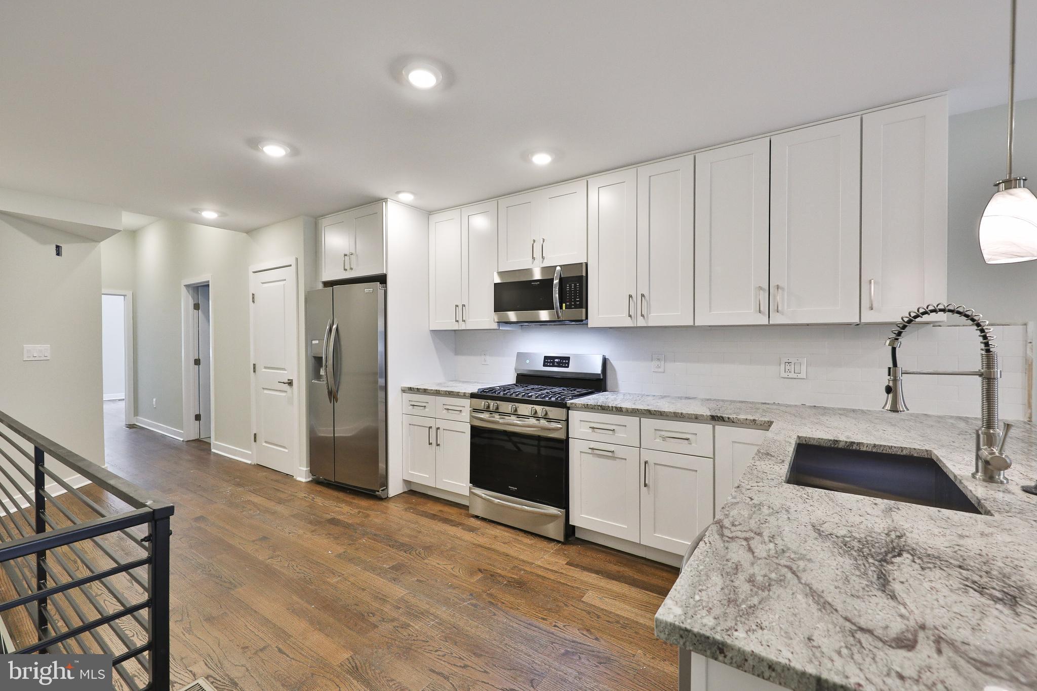 FAIRMOUNT - Residential