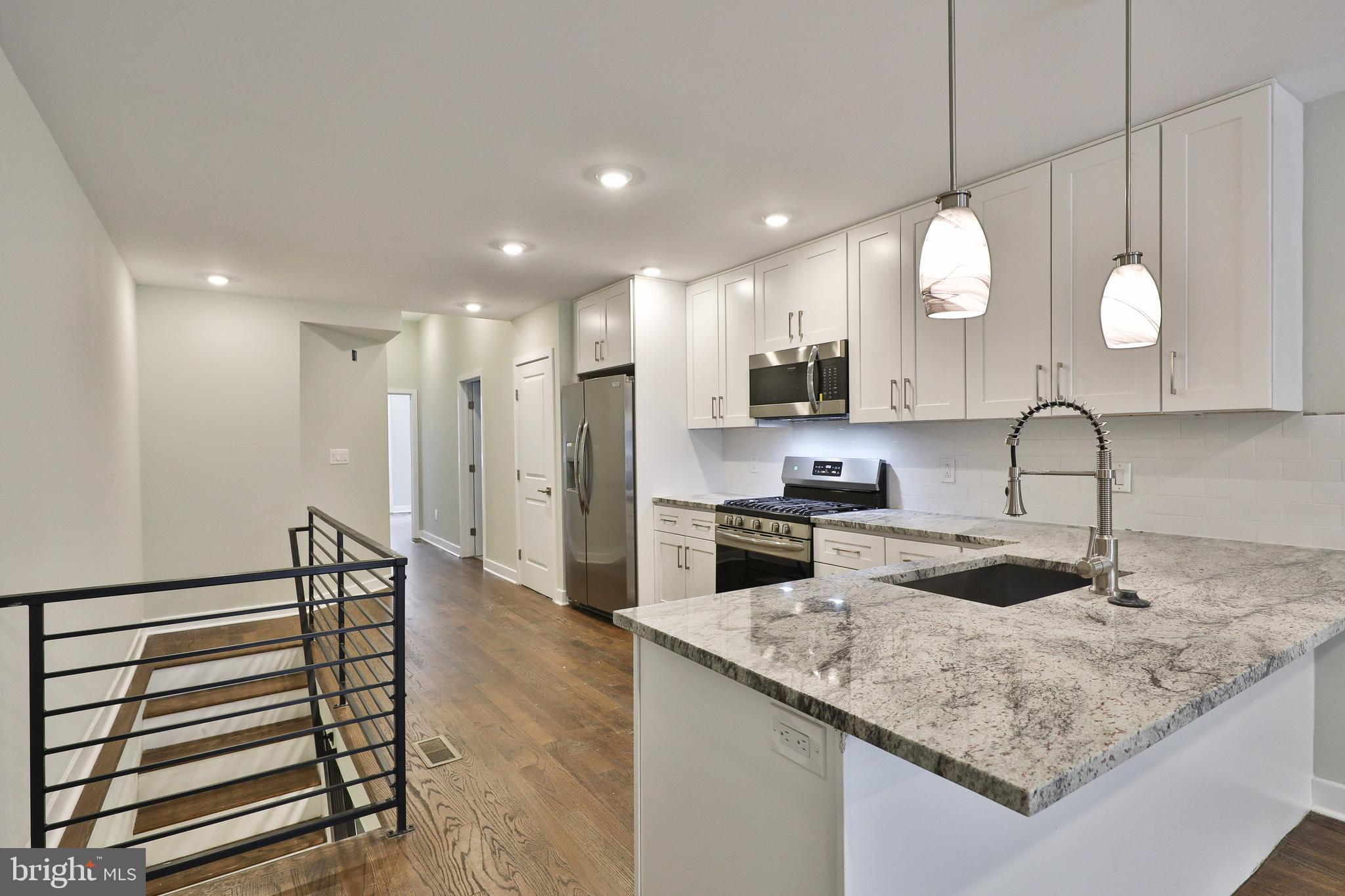 FAIRMOUNT - Residential
