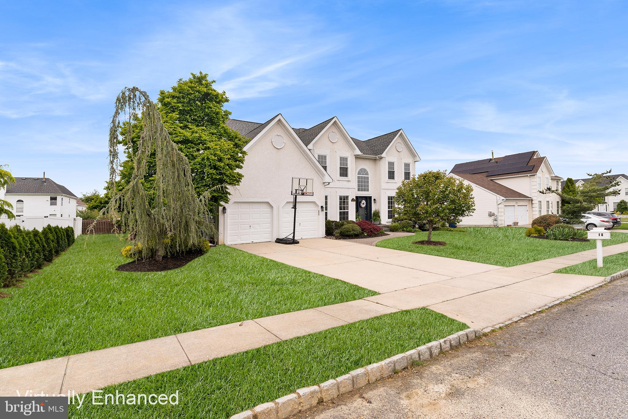 19 CHAMBORD LANE