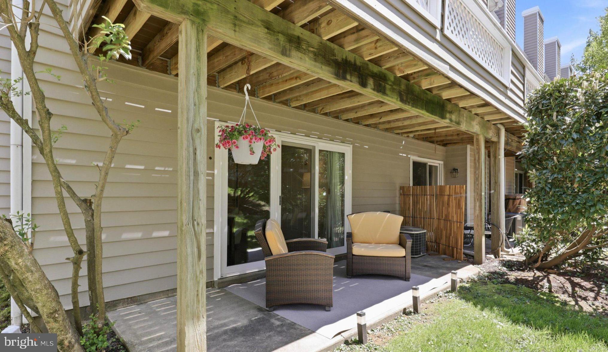 CHESTERBROOK/NEWPO - Residential