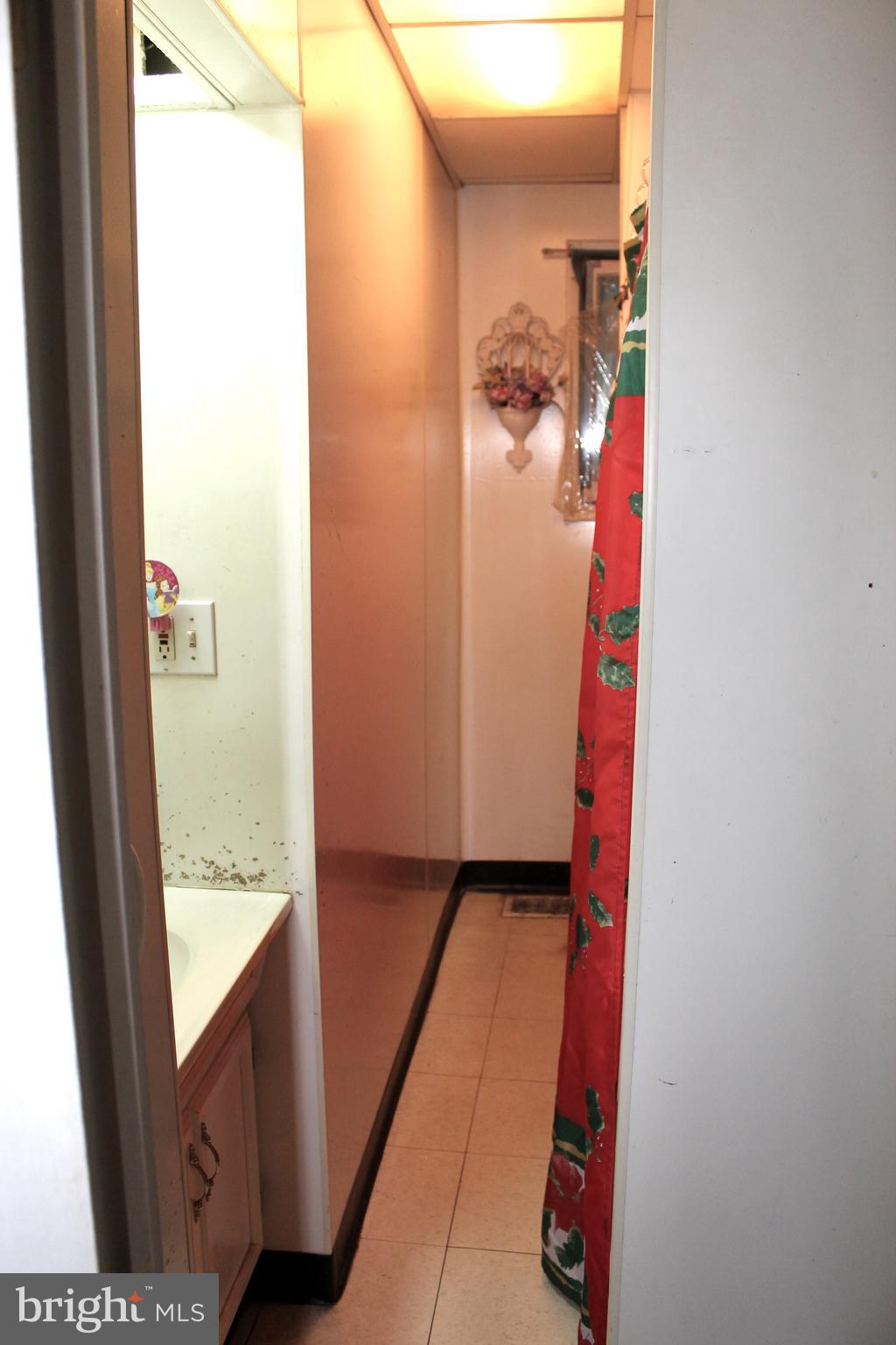 RIVERSIDE - Residential