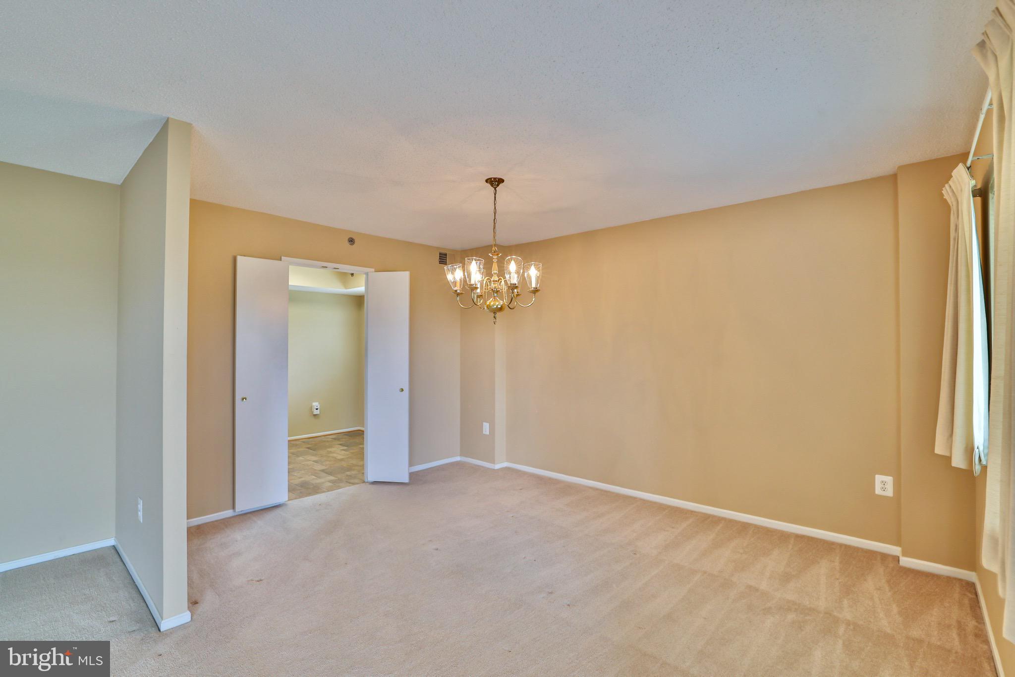 FAIRWAYS SOUTH - Residential