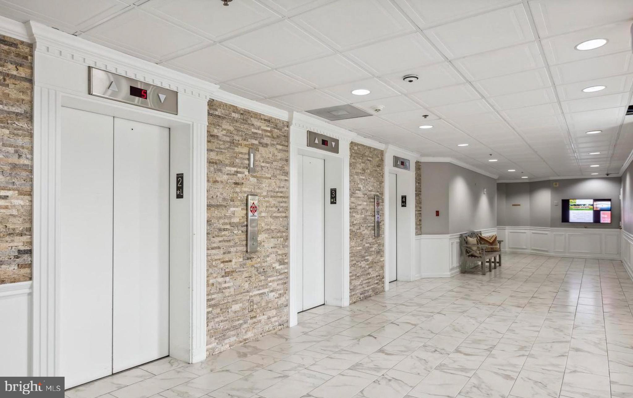 FAIRWAYS SOUTH - Residential