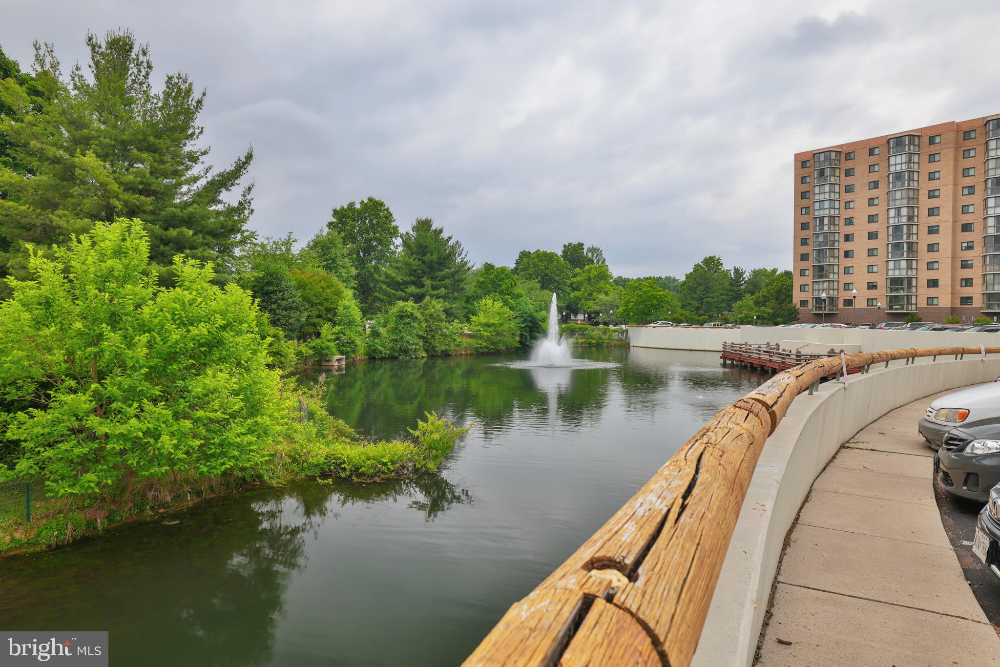 FAIRWAYS SOUTH - Residential