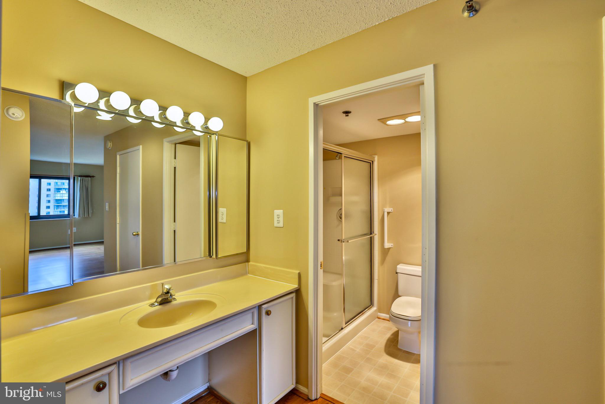 FAIRWAYS SOUTH - Residential