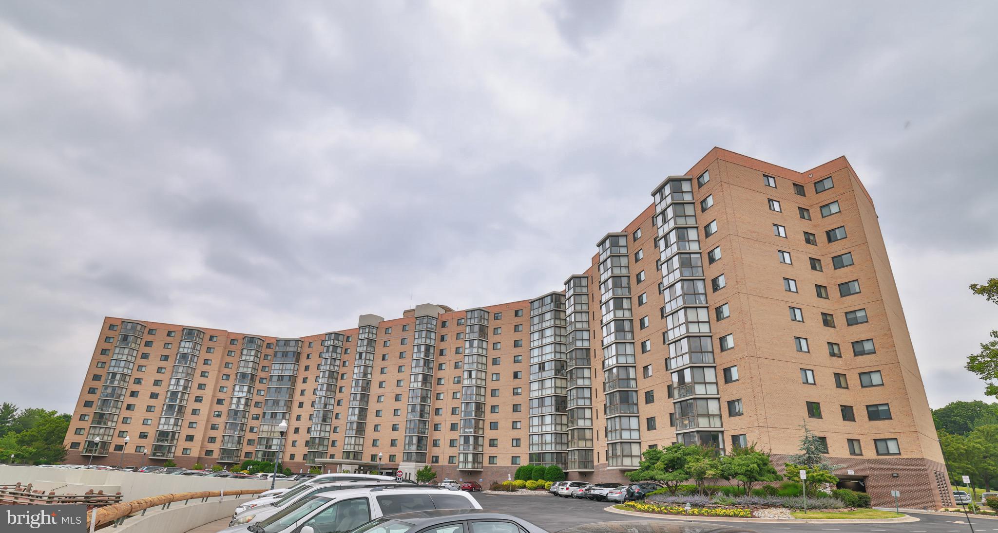 FAIRWAYS SOUTH - Residential