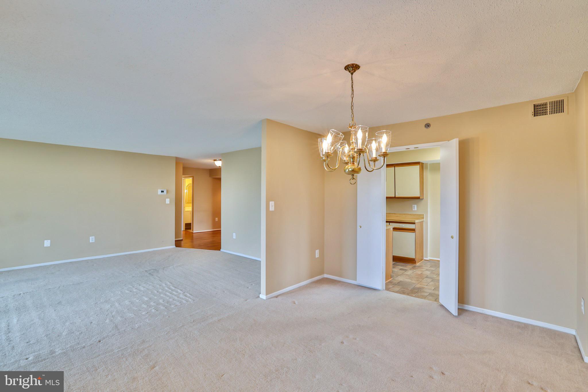 FAIRWAYS SOUTH - Residential