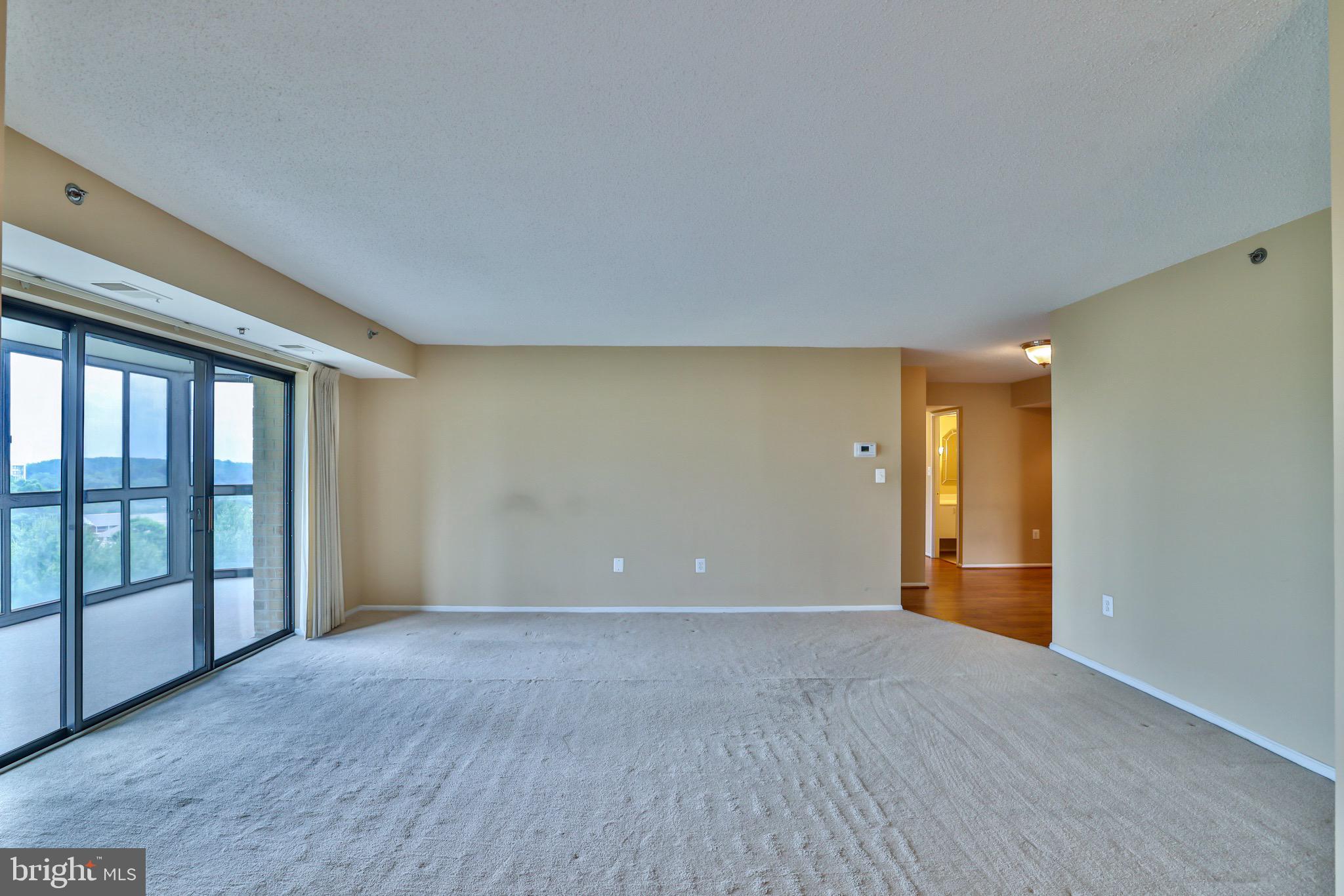 FAIRWAYS SOUTH - Residential