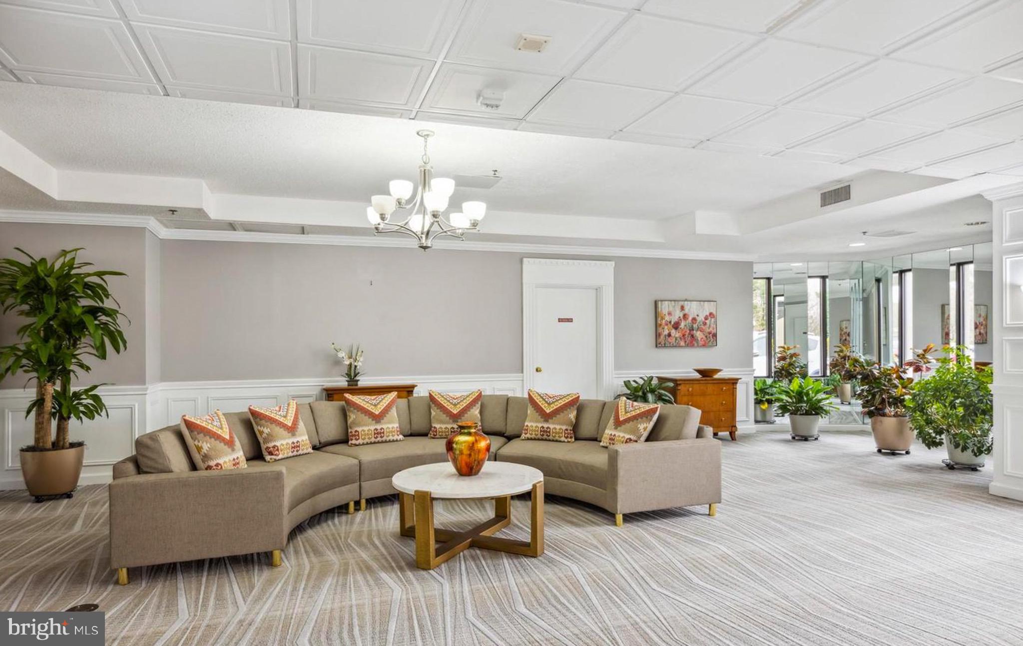 FAIRWAYS SOUTH - Residential