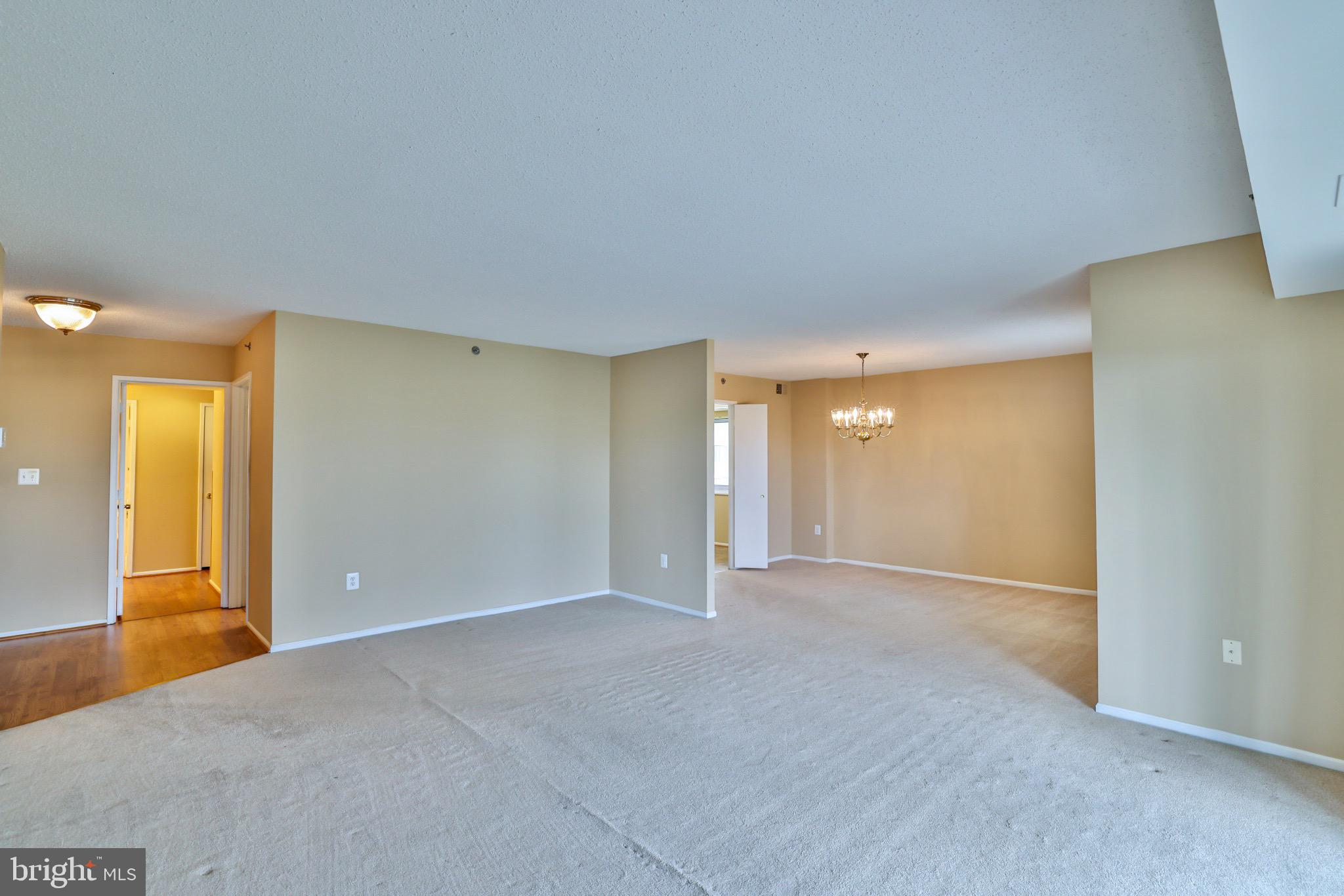 FAIRWAYS SOUTH - Residential