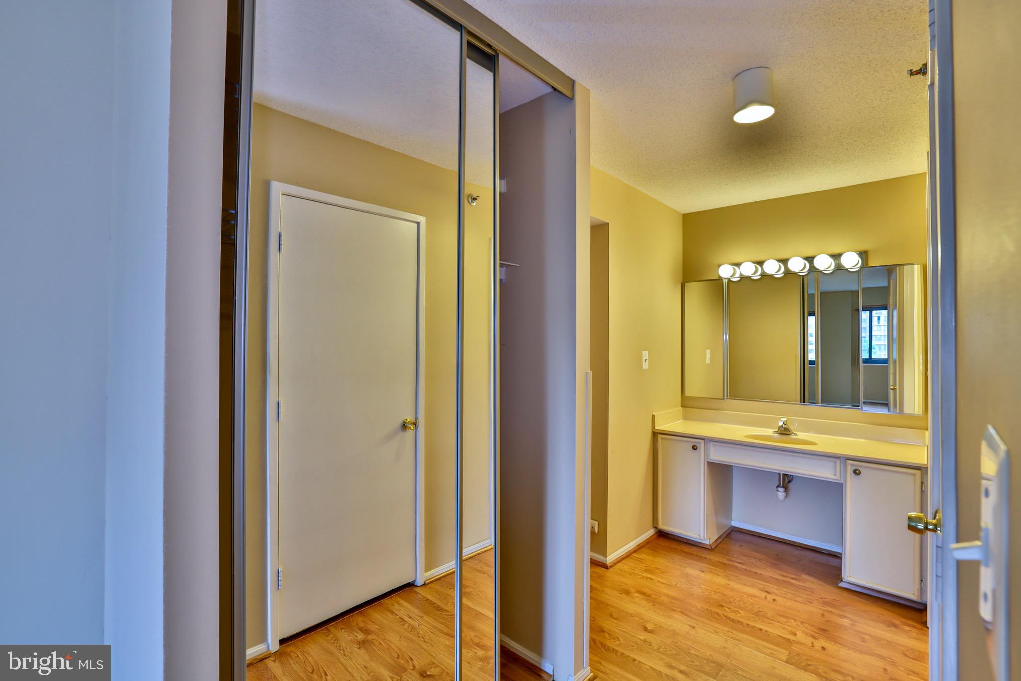 FAIRWAYS SOUTH - Residential