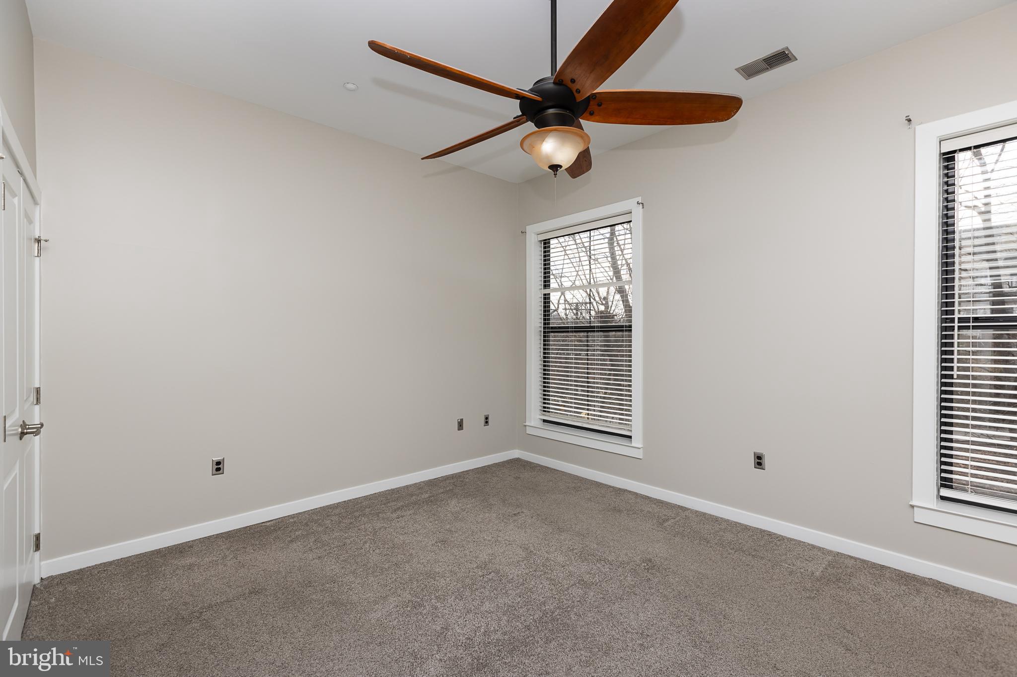 WOODBERRY - Residential