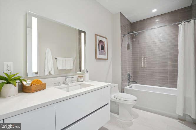 TYSONS CORNER - Residential