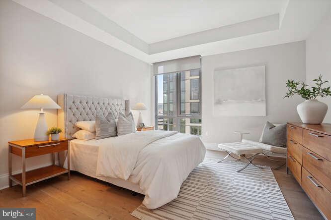 TYSONS CORNER - Residential