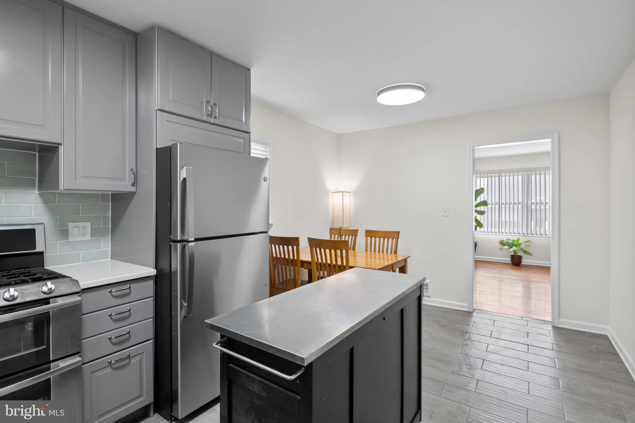 Rosedale, Maryland 21237, United States, 3 Bedrooms Bedrooms, ,3 BathroomsBathrooms,Residential,Contingent,723